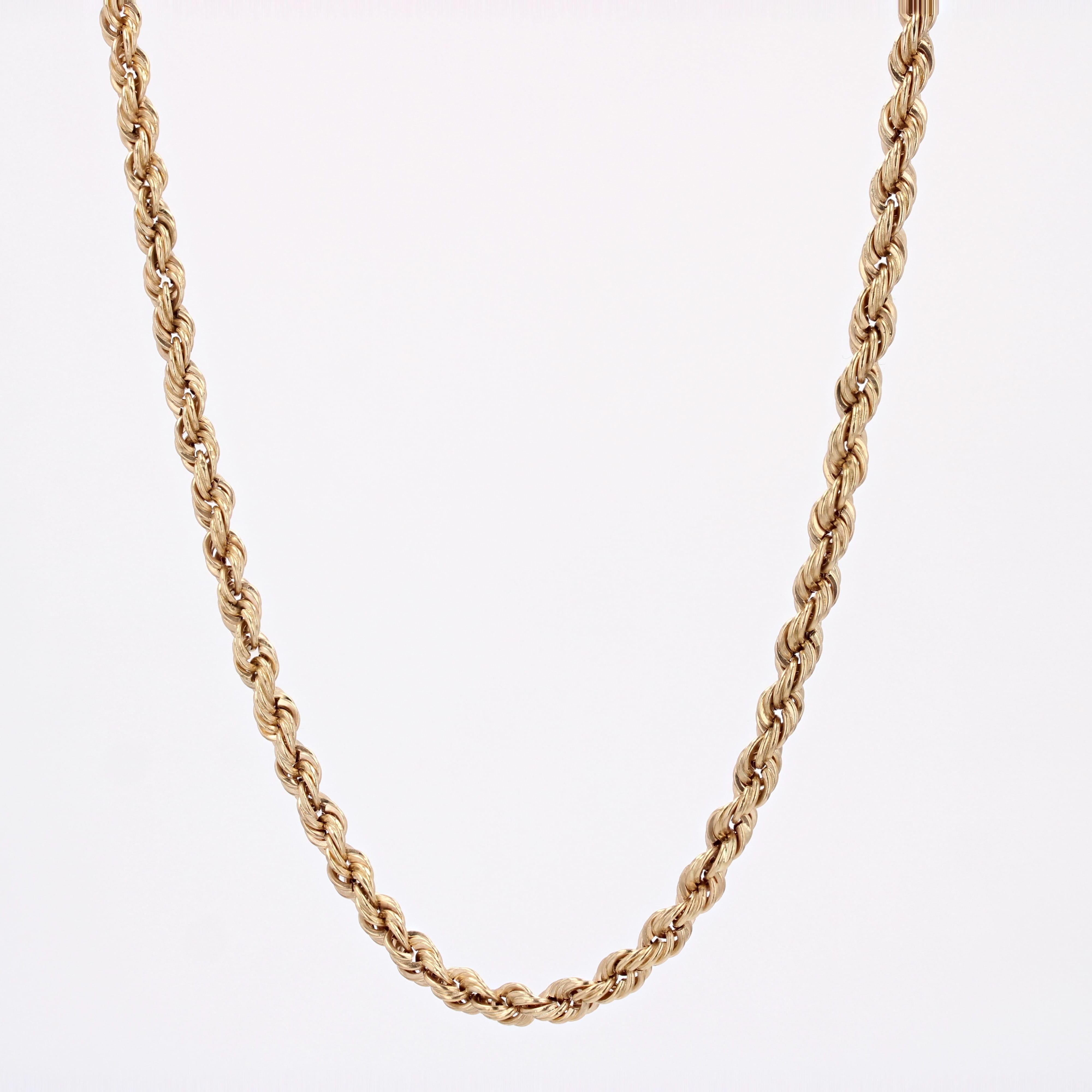 1960s 18 Karat Yellow Gold Retro Twisted Chain Long Necklace For Sale 2