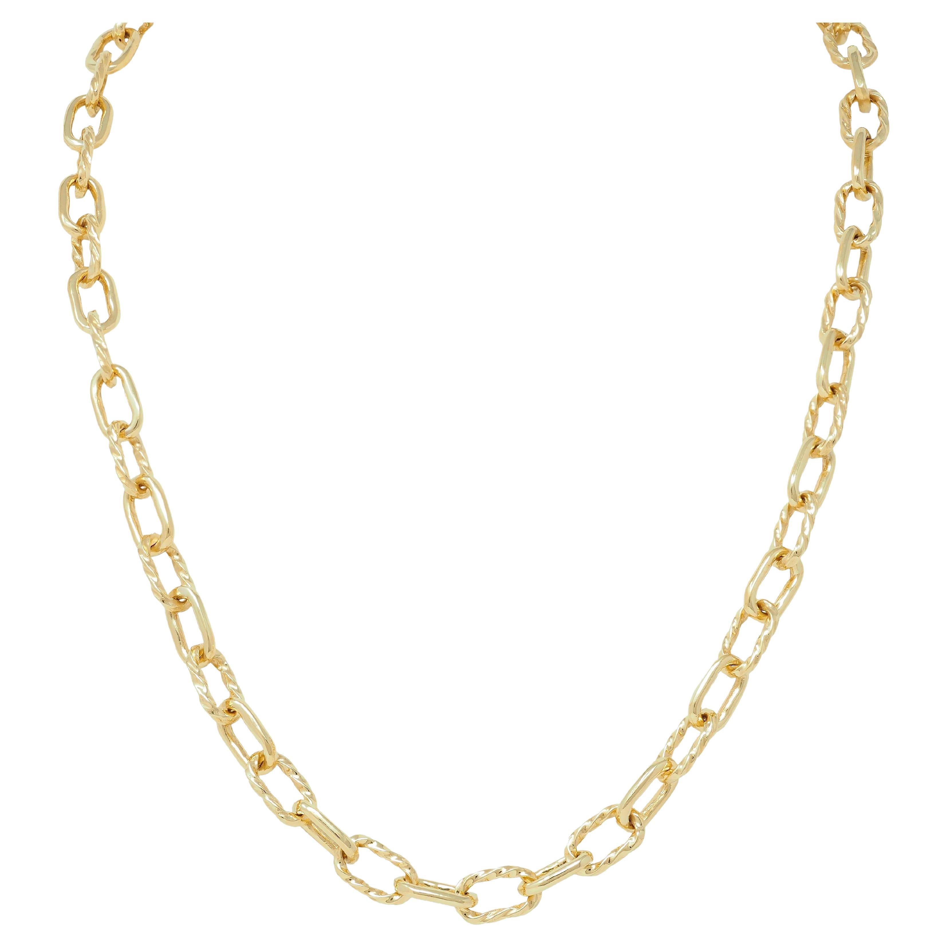 1960's 18 Karat Yellow Gold Twisted Cable Link Vintage Chain Necklace For Sale