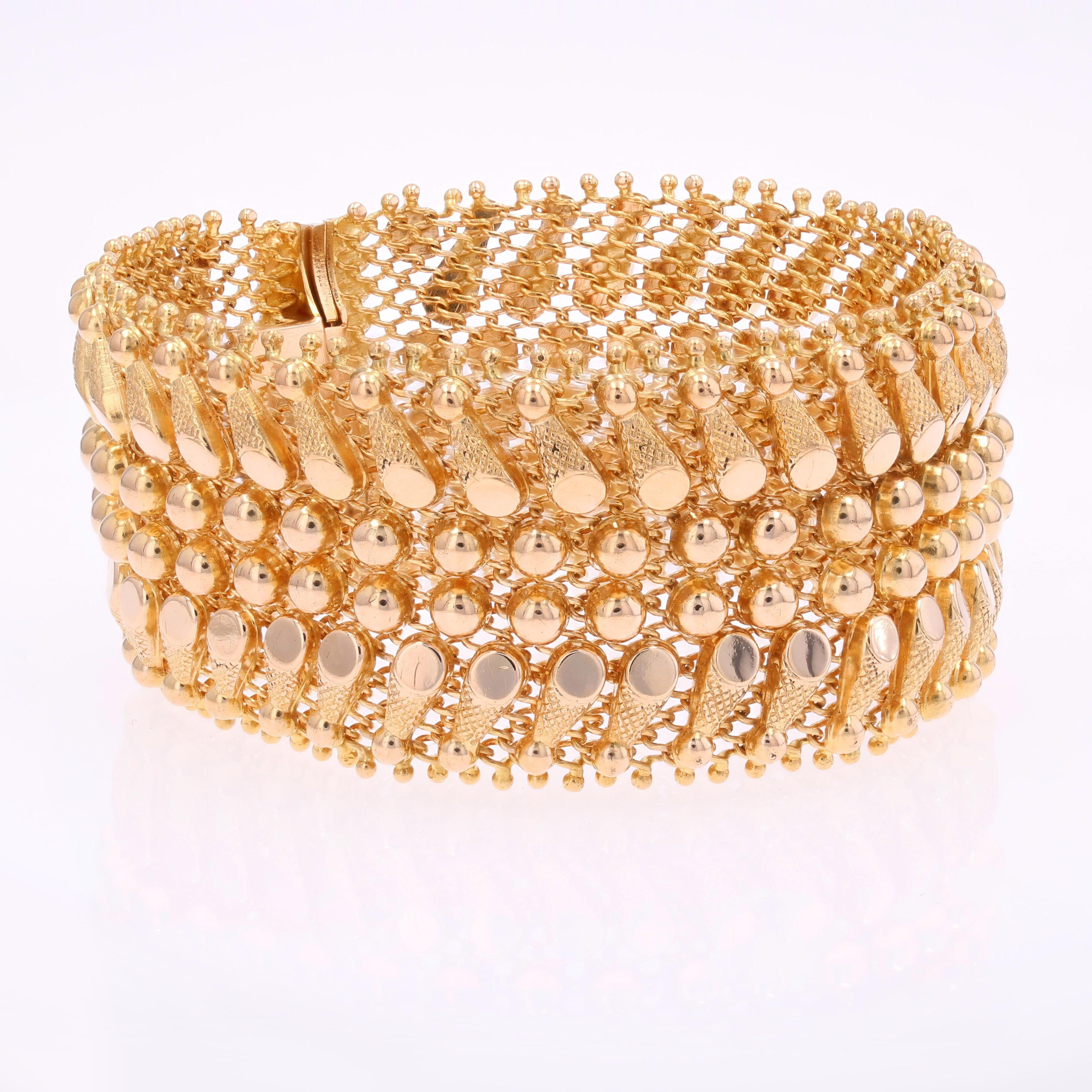 Bracelet souple en or jaune 18 carats des années 1960 en vente 1