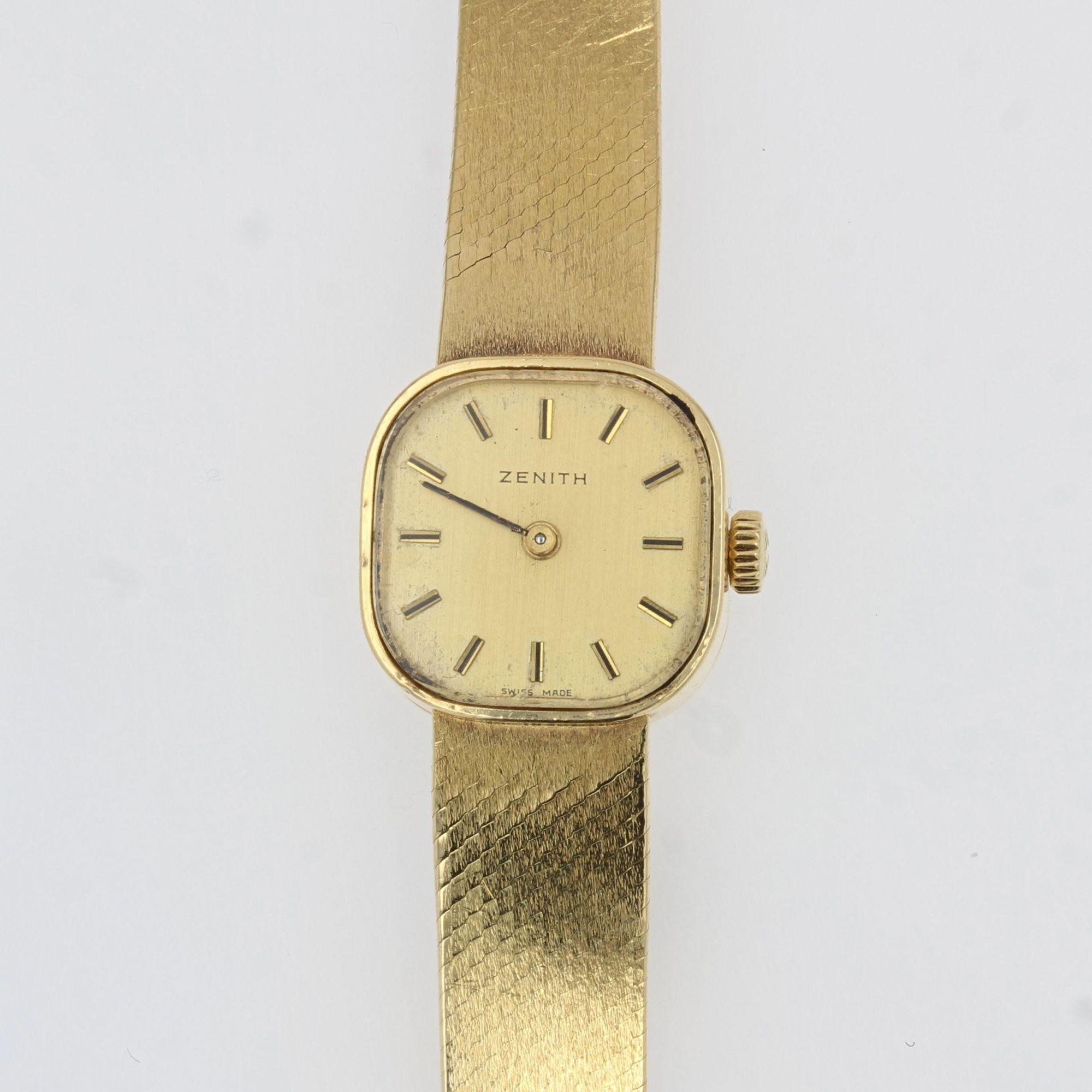 Women's 1960s 18 Karat Yellow Gold Zenith Lady's Watch For Sale