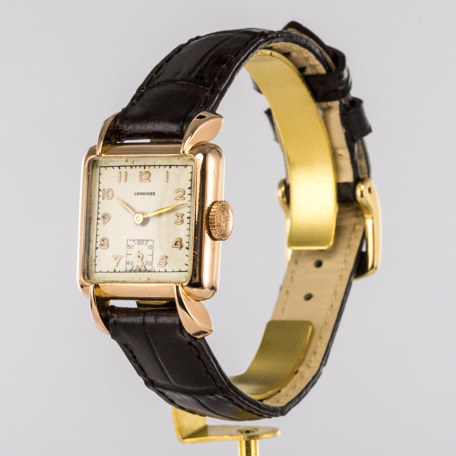 1960s 18 Karat Rose Gold Longines Ladies Wristwatch In Good Condition In Poitiers, FR