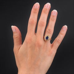 1960s 1.80 Carat Sapphire 18 Karat Yellow Gold Filigree Ring