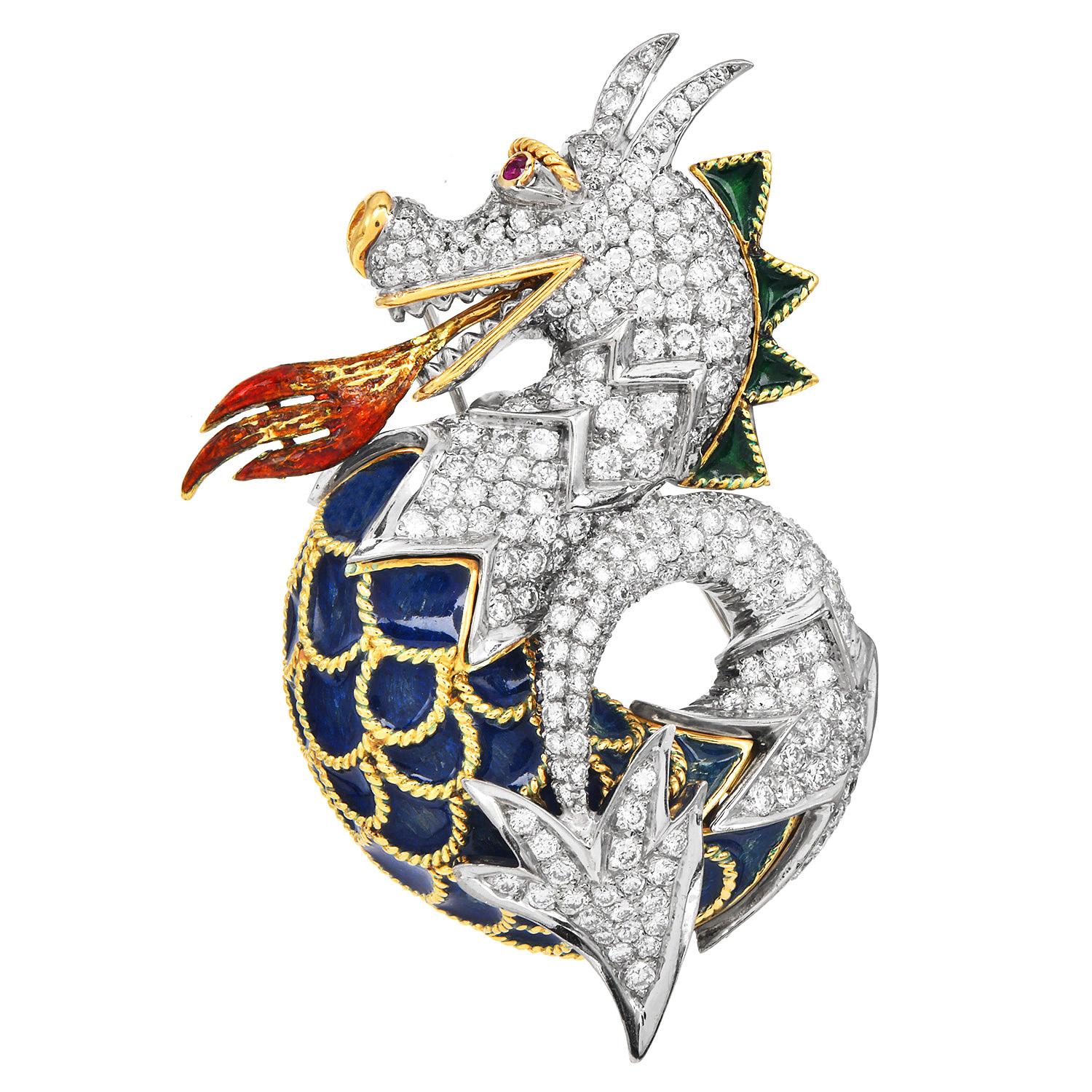 Drachenbrosche aus 18 K Weiß- und Gelbgold mit Diamanten, Saphiren und Emaille. Eine kühne Drachenbrosche aus 18-karätigem Gold mit über 230 runden Brillanten von insgesamt ca. 9,48 Karat (Farbe G-H, Reinheit SI). Das Stück ist mit leuchtenden