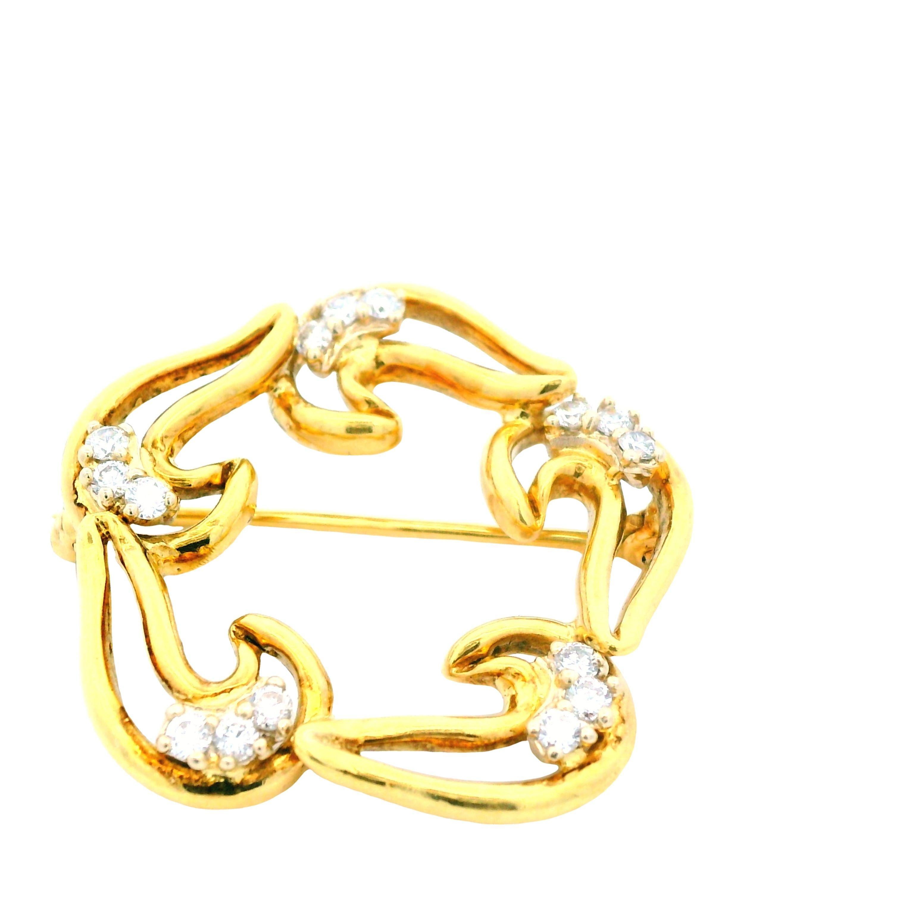 1960s 18k Yellow Gold and Diamond Pin For Sale 1