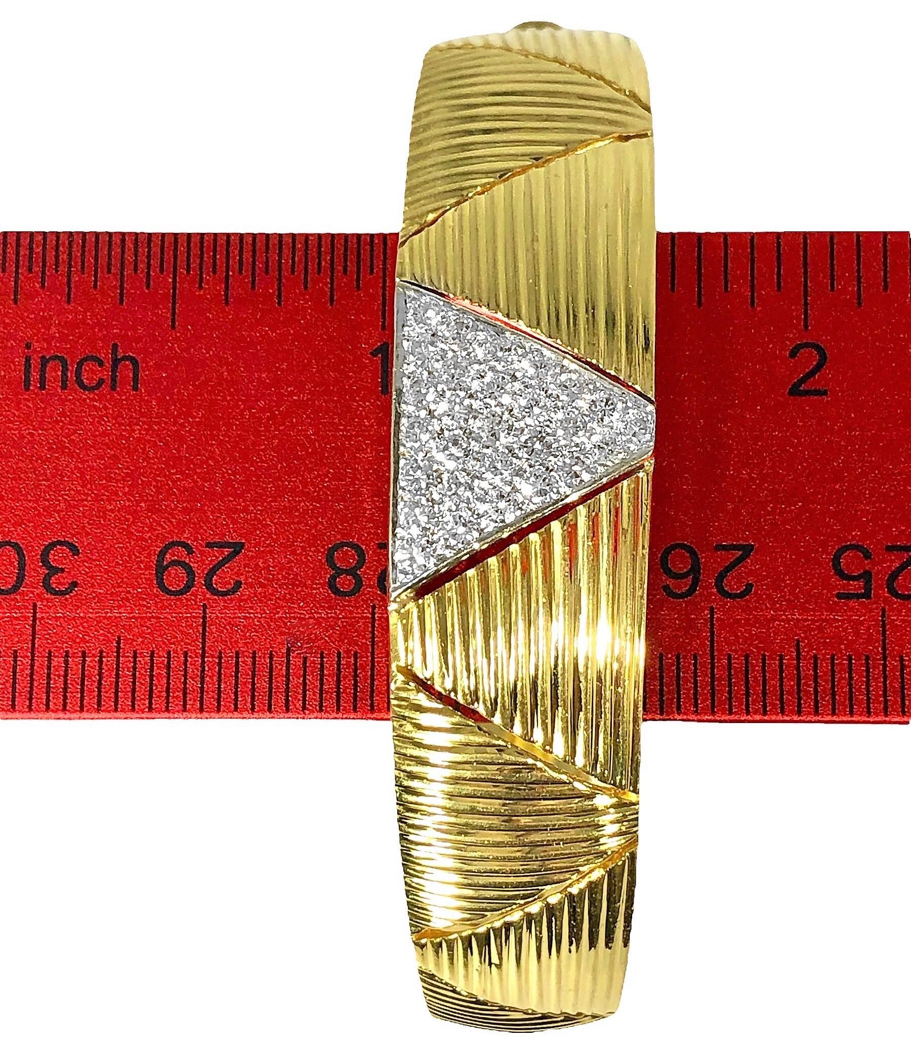 Women's 1960's 18K Yellow Gold Italian Triangle Motif Diamond Bangle Bracelet For Sale