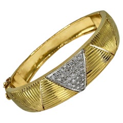 1960's 18K Yellow Gold Italian Triangle Motif Diamond Bangle Bracelet
