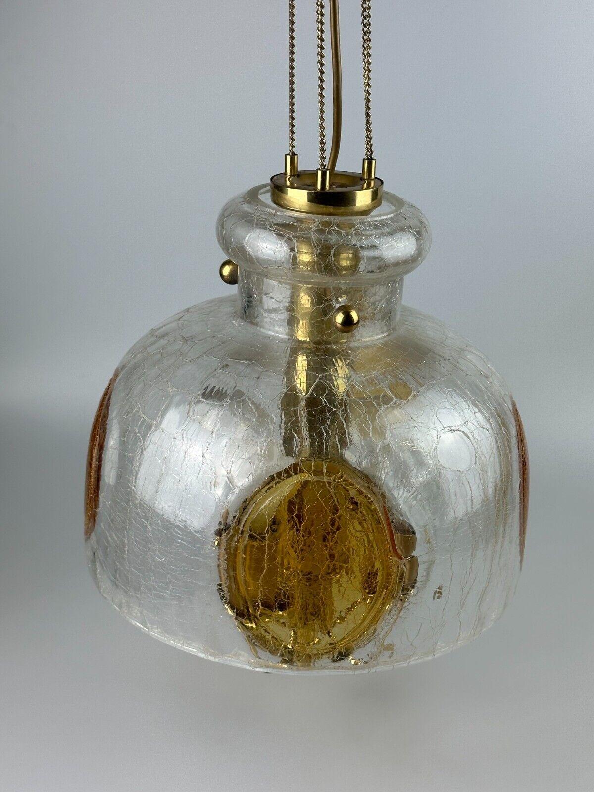 Plafonnier brutaliste des années 1960 et 1970 Lampe à suspension en laiton et verre de Murano en vente 5