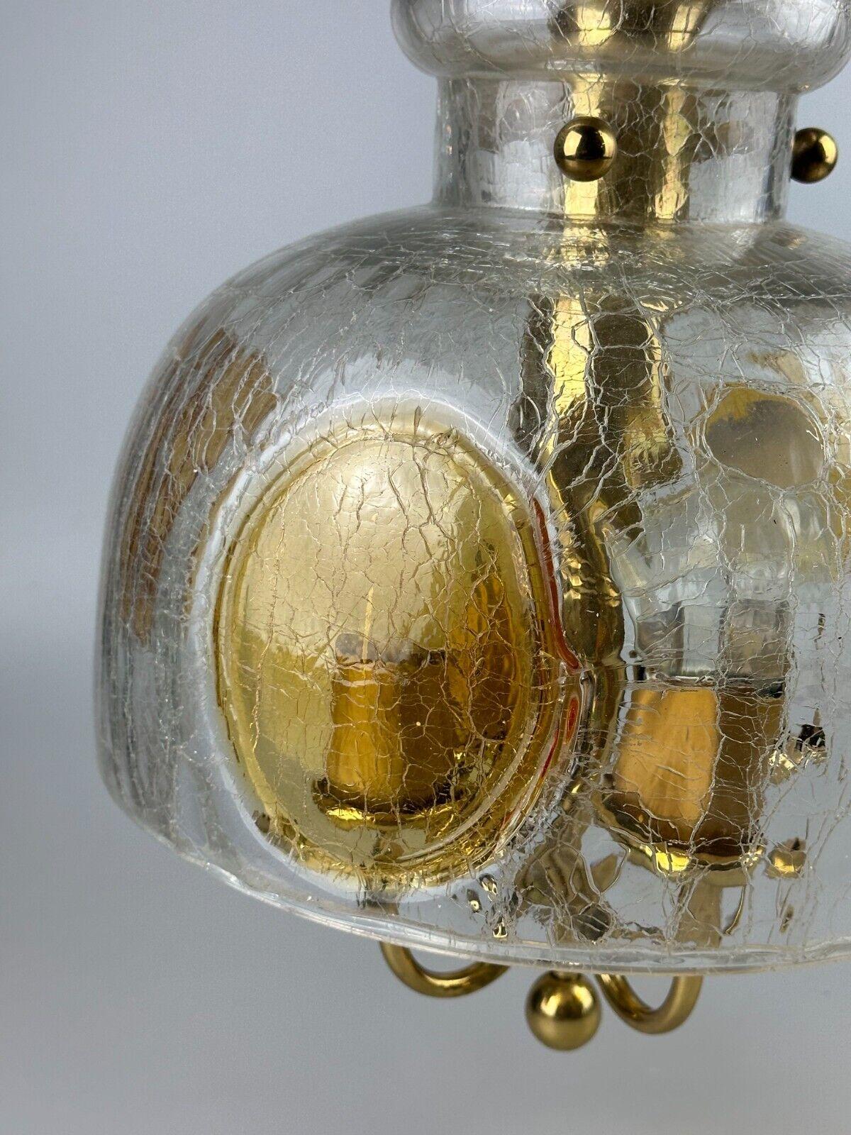 Plafonnier brutaliste des années 1960 et 1970 Lampe à suspension en laiton et verre de Murano en vente 7