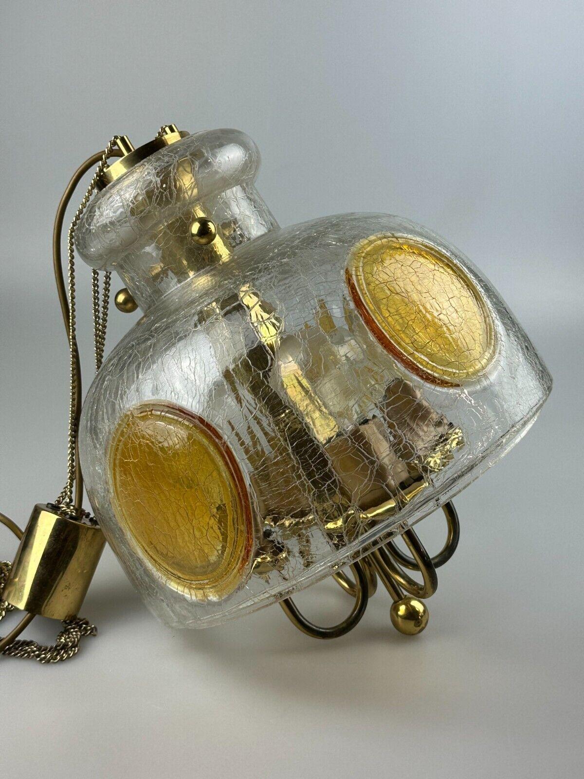 Plafonnier brutaliste des années 1960 et 1970 Lampe à suspension en laiton et verre de Murano en vente 14