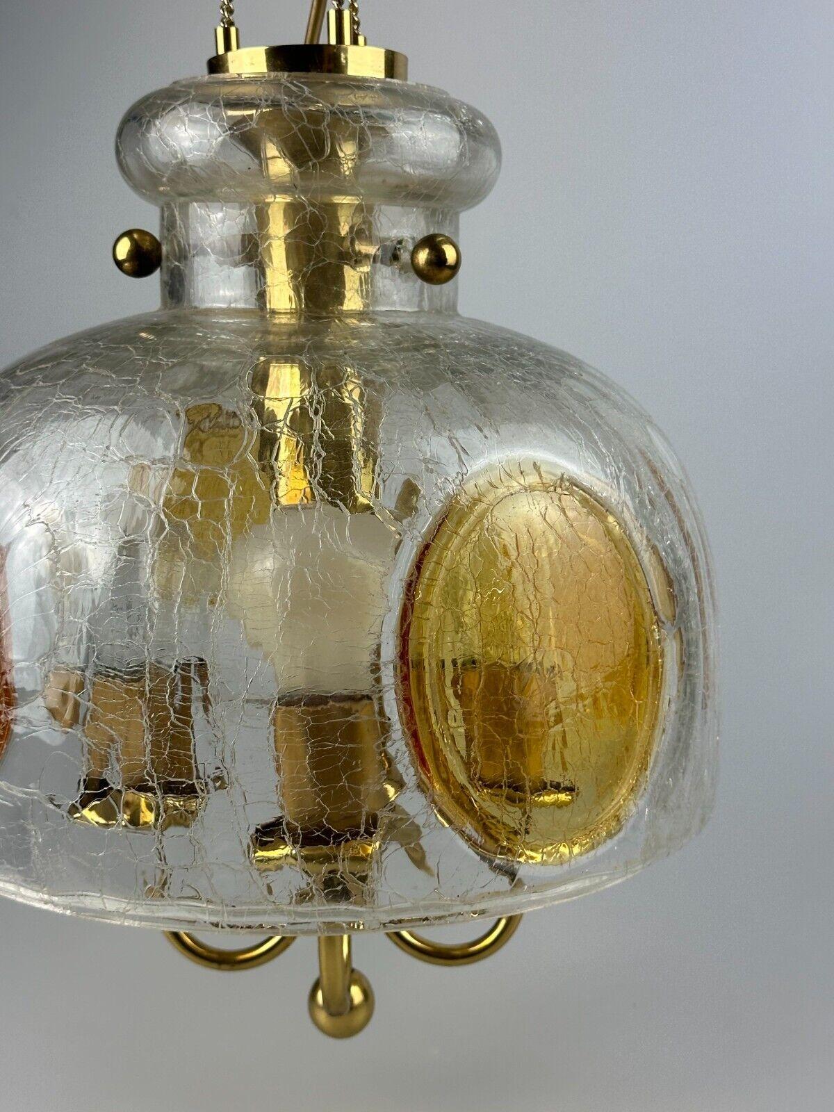 Plafonnier brutaliste des années 1960 et 1970 Lampe à suspension en laiton et verre de Murano en vente 3