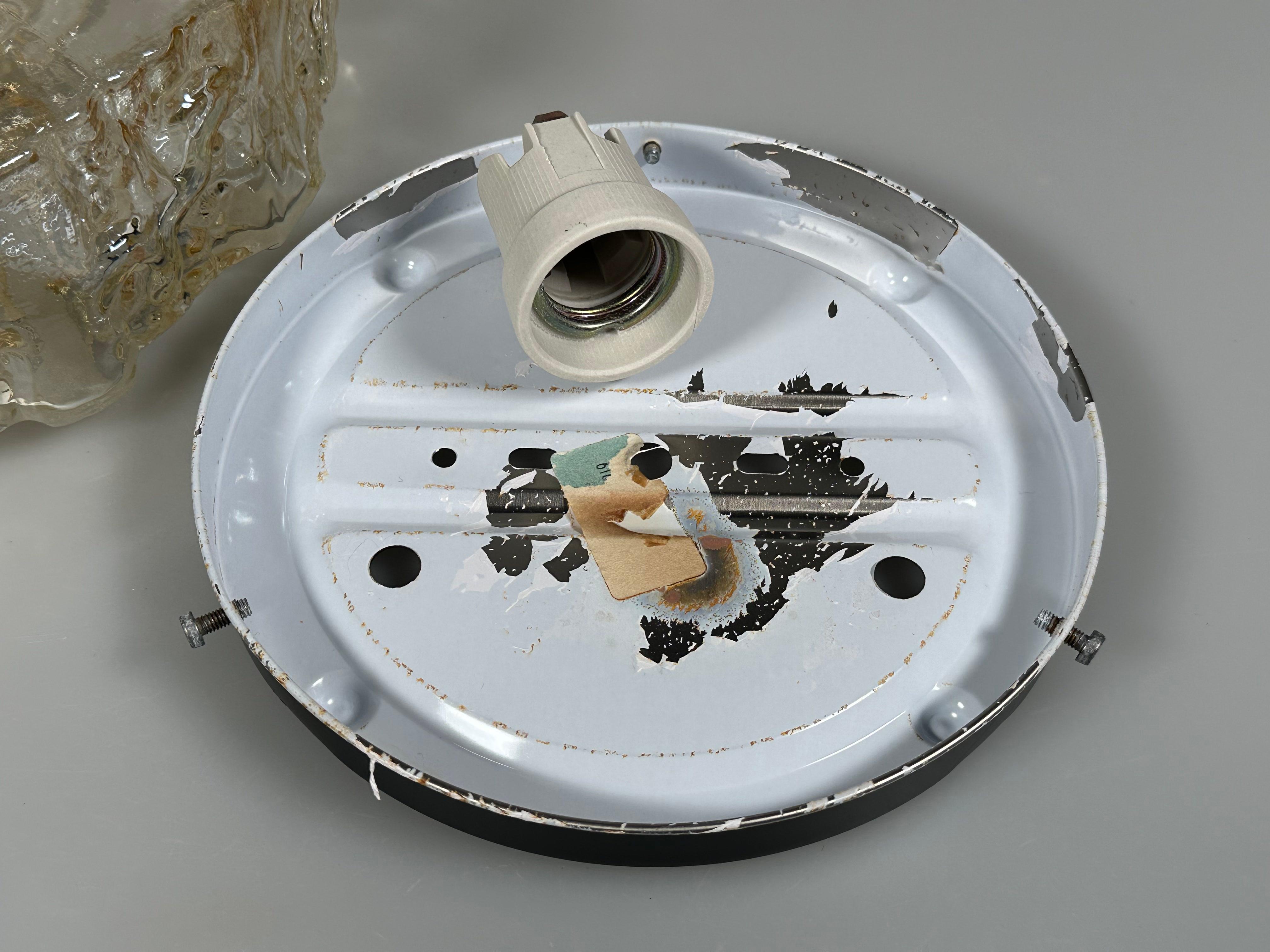 1960s 1970s Ceiling Lamp Flush Mount in Glass & Metal Space Age Design For Sale 8