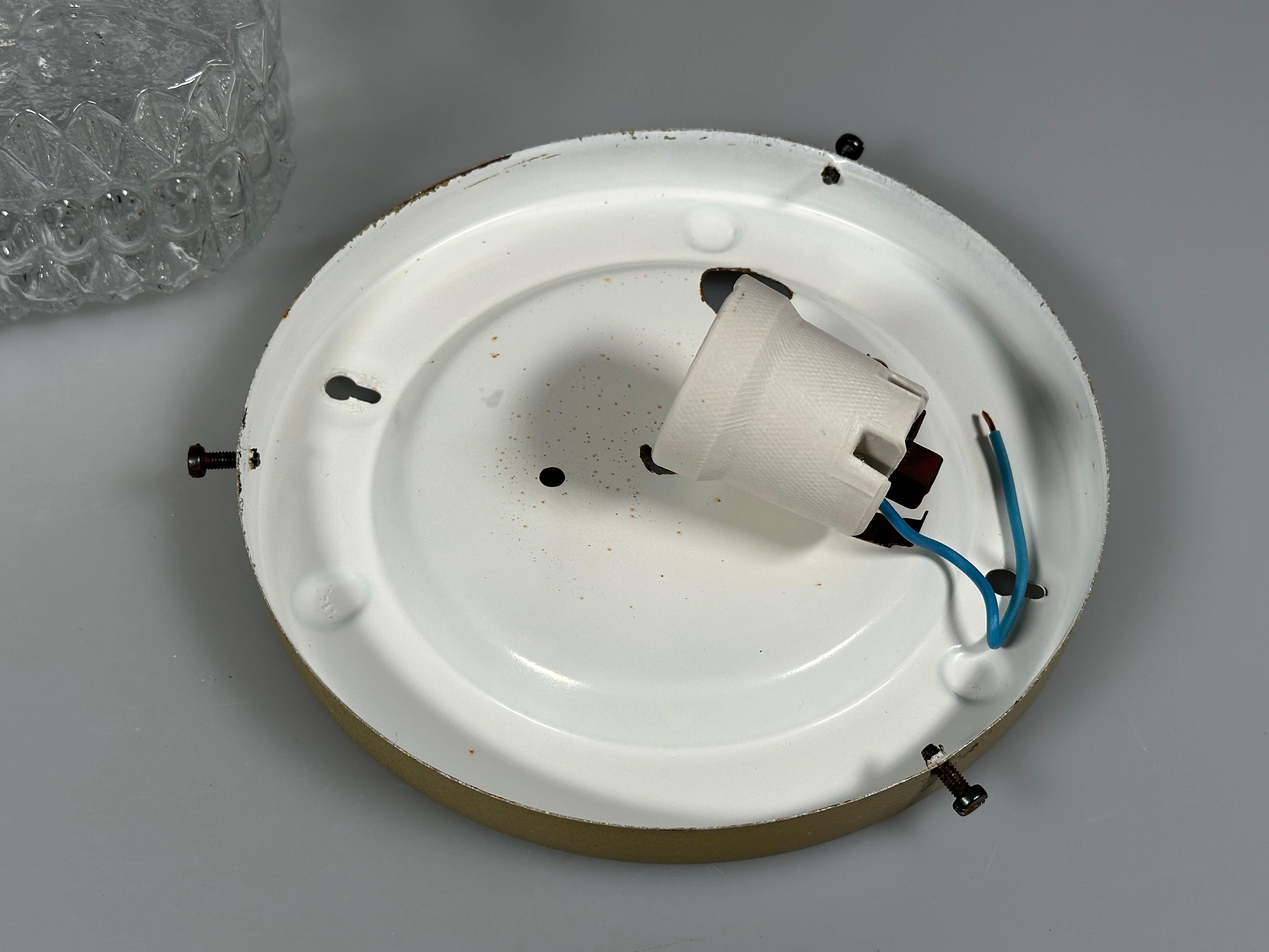 Lampada da soffitto degli anni '60 e '70 in vetro e metallo, Design A Space Ane in vendita 9