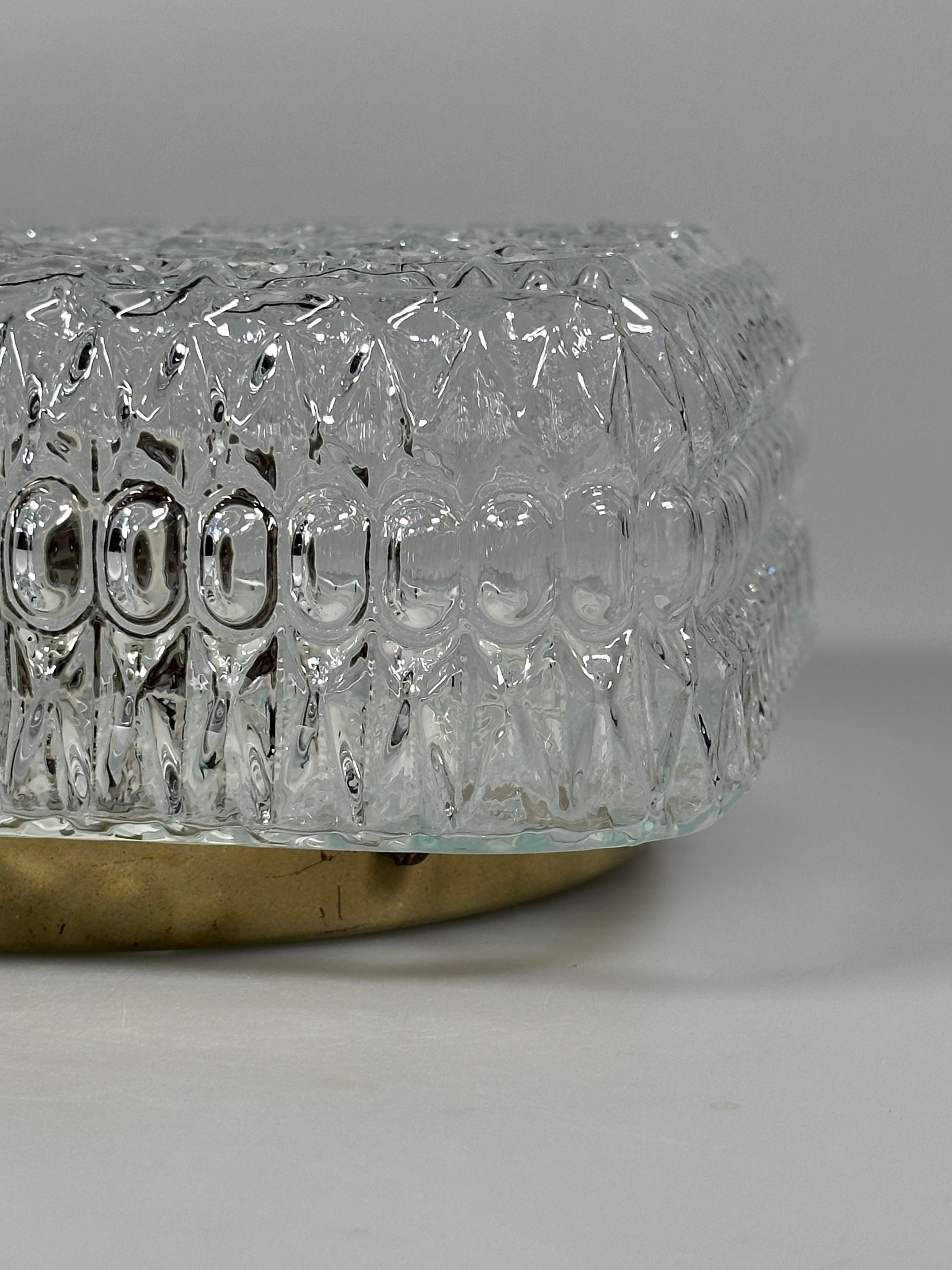 Lampada da soffitto degli anni '60 e '70 in vetro e metallo, Design A Space Ane in vendita 2