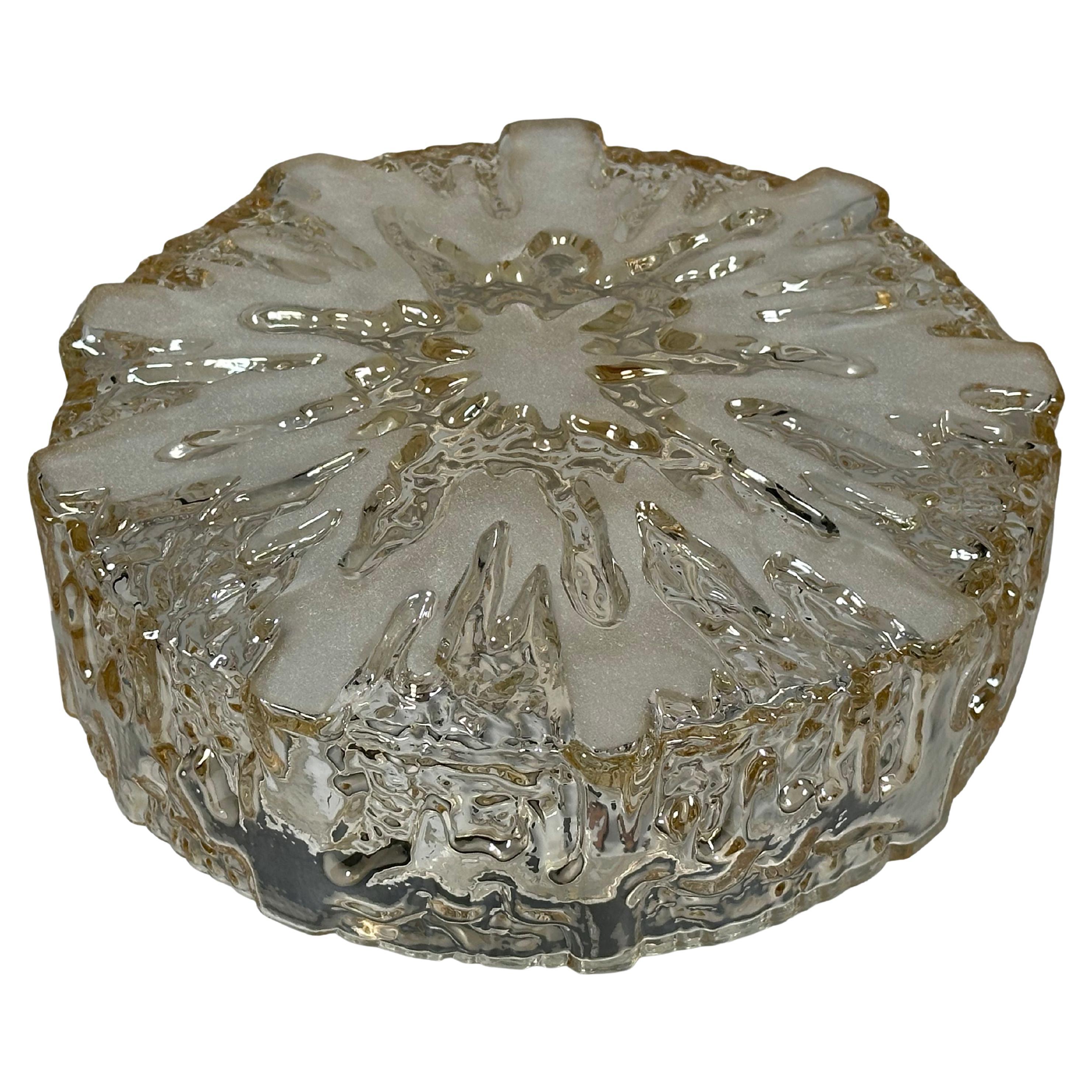 1960s 1970 Lampe de plafond Flush Mount en verre et métal Space Age Design