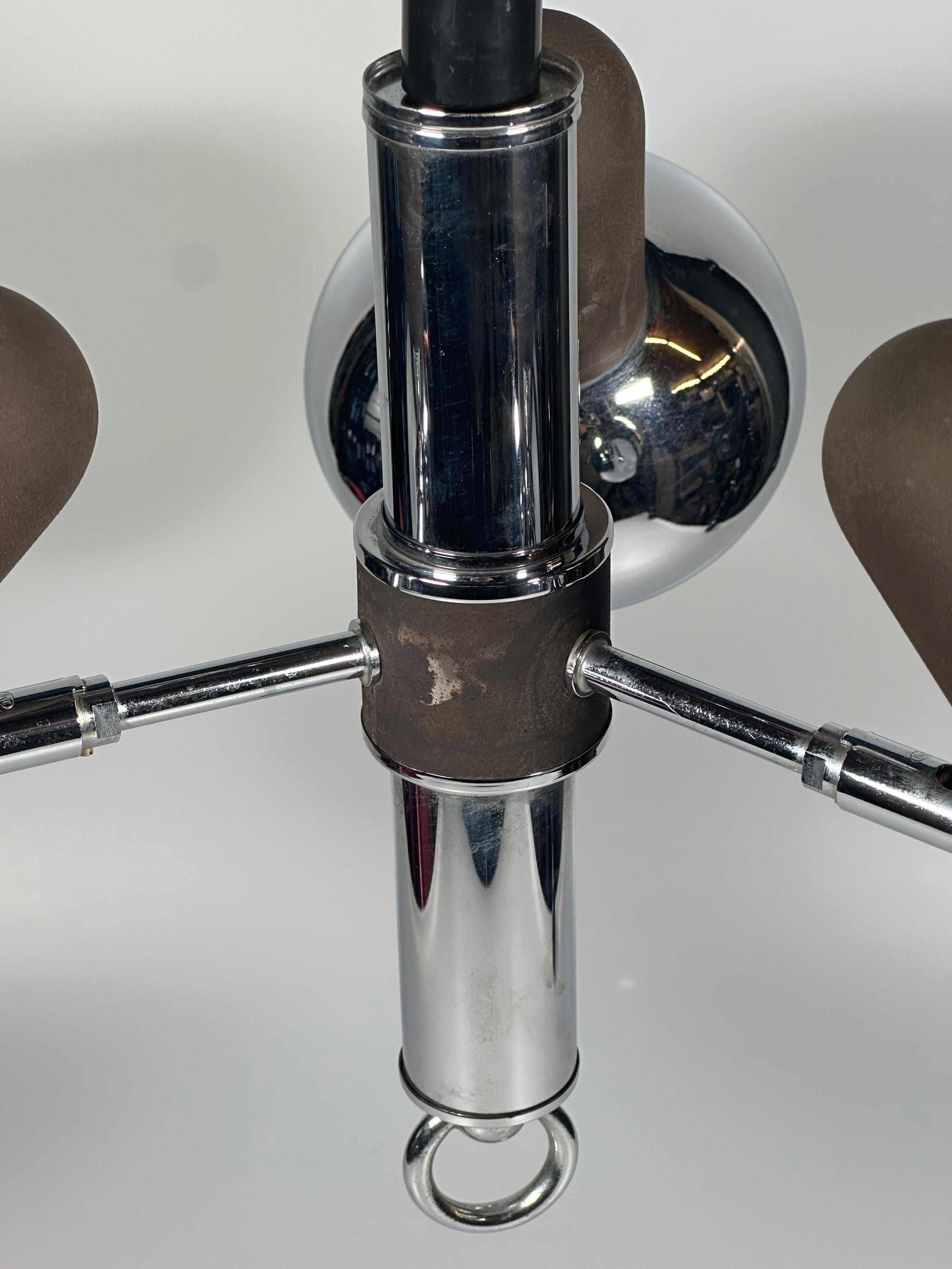 1960s 1970s Lampada da soffitto Faretto a 3 luci in metallo Design/One in vendita 1