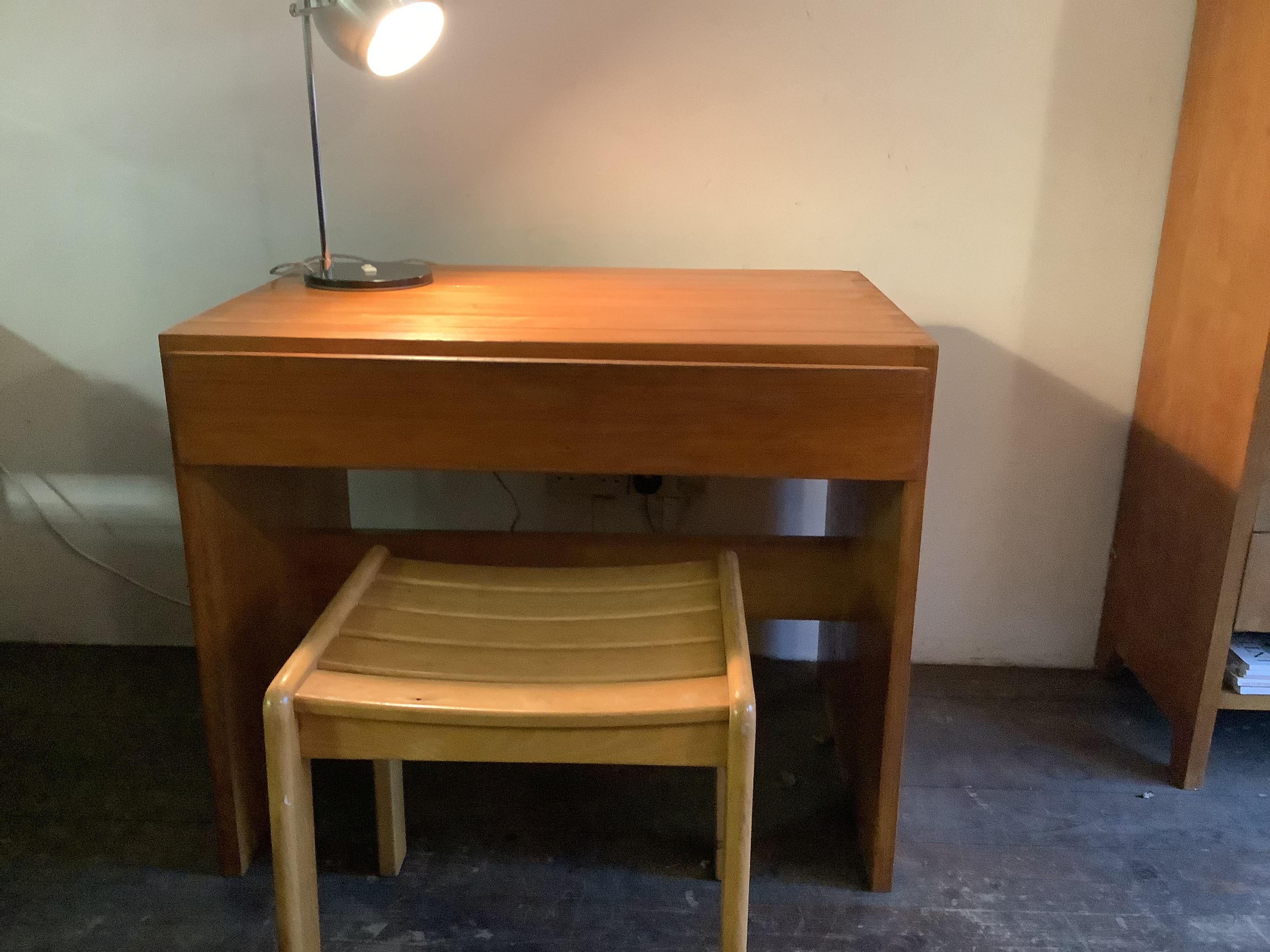 1960s/1970s Desk attributed to Roland Haeusler In Good Condition In London, Lambeth
