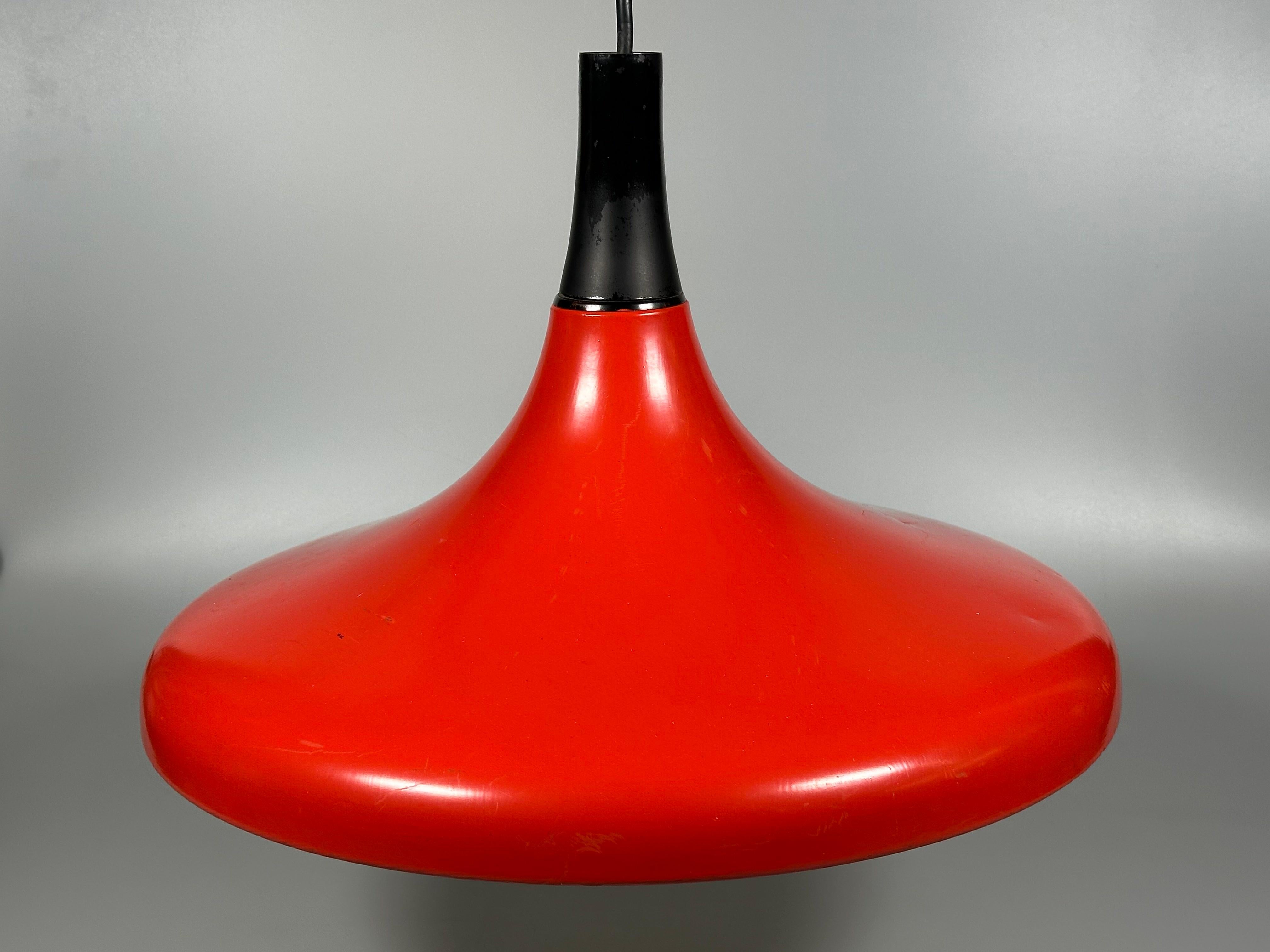 Lampada da soffitto Erco, anni '60/70, lampada a globo, metallo/alluminio

Articolo: Lampada da soffitto

Produttore: Erco

Condit: Buono - Vintage

Età: circa 1960-1970

Dimensioni:

Diametro = 45 cm
Altezza = 30 cm

Altre informazioni:

Presa