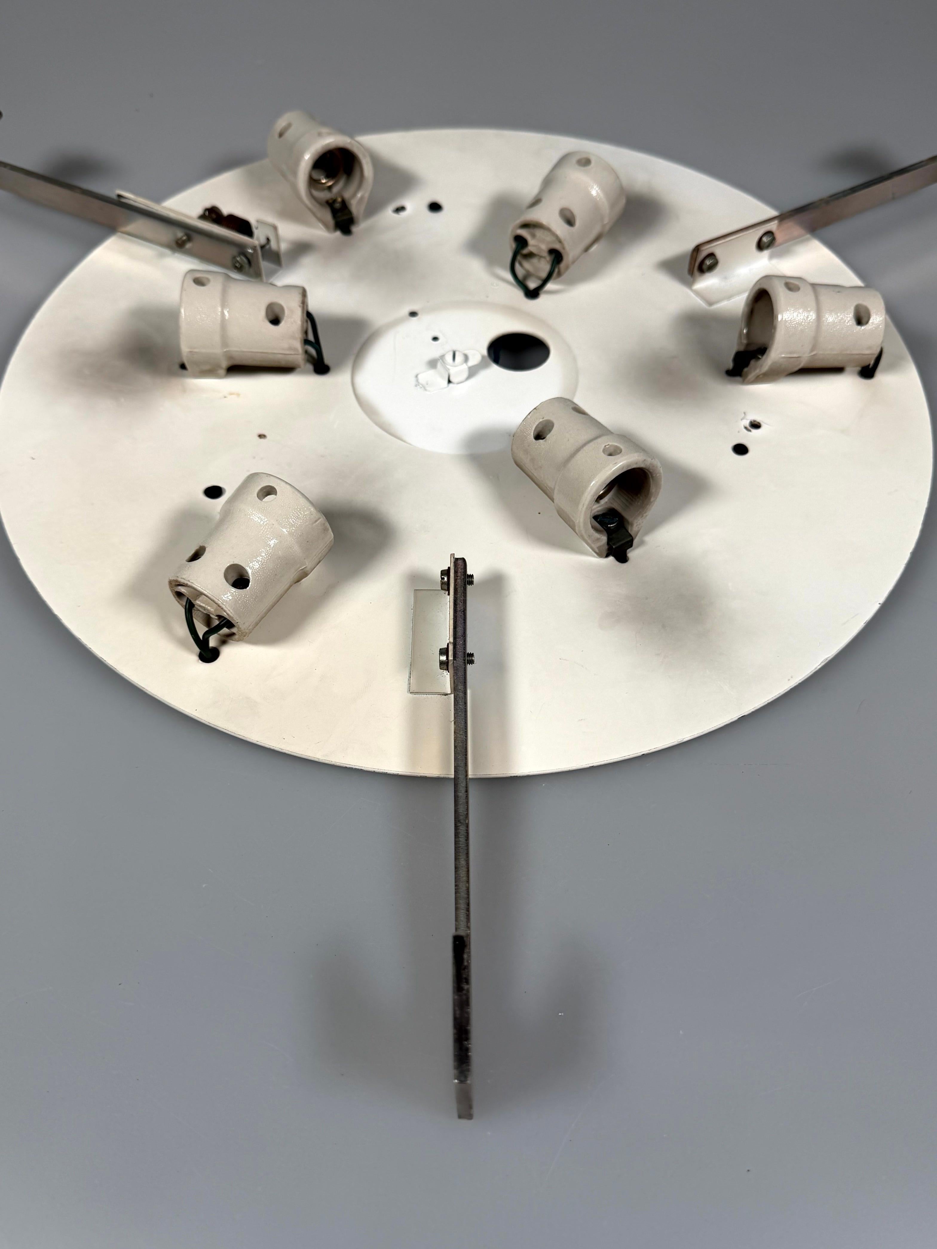 Empotrable de cristal de hielo de la década de 1970 de Kaiser Leuchten Alemania en venta 10