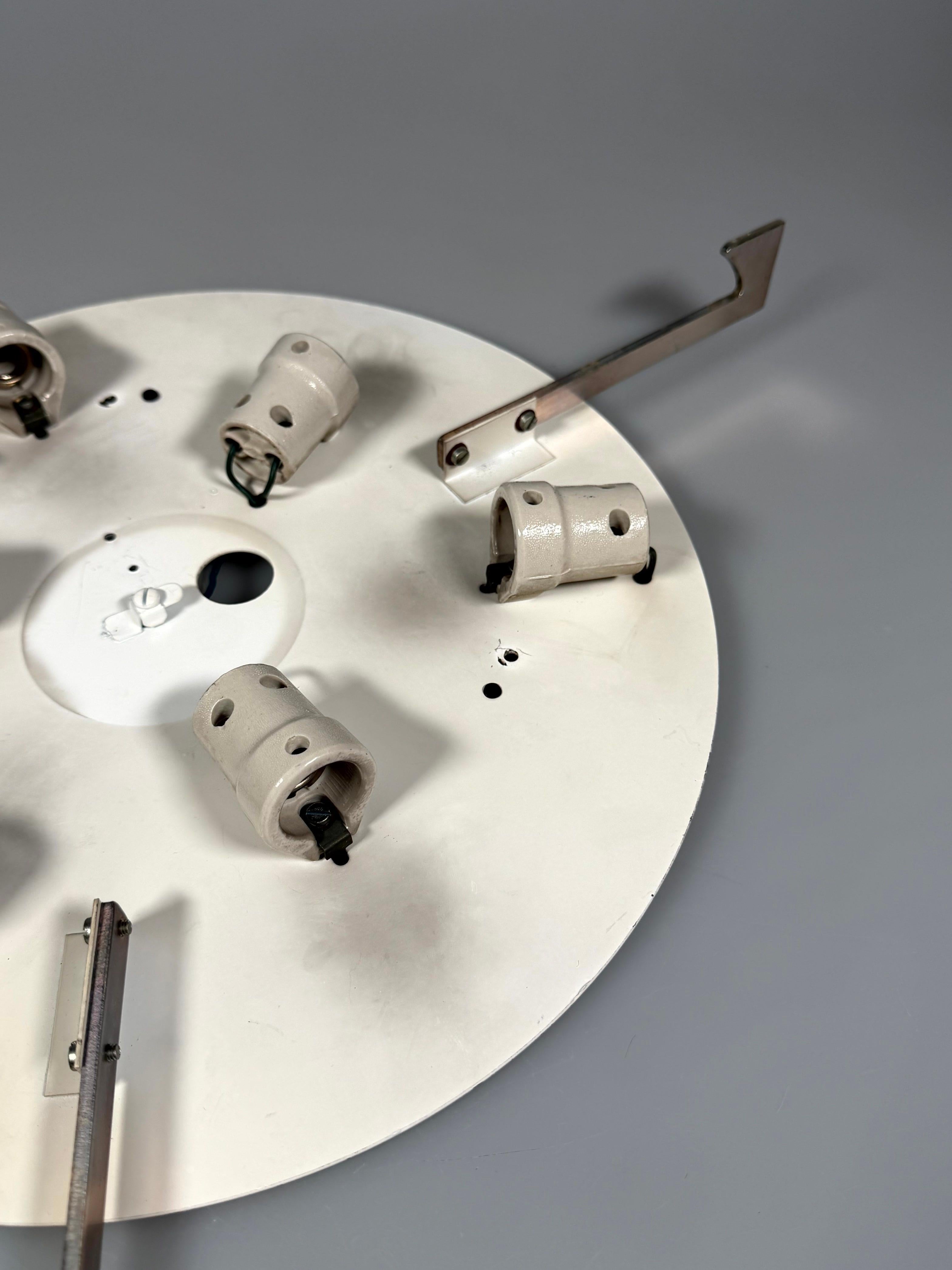 Empotrable de cristal de hielo de la década de 1970 de Kaiser Leuchten Alemania en venta 11