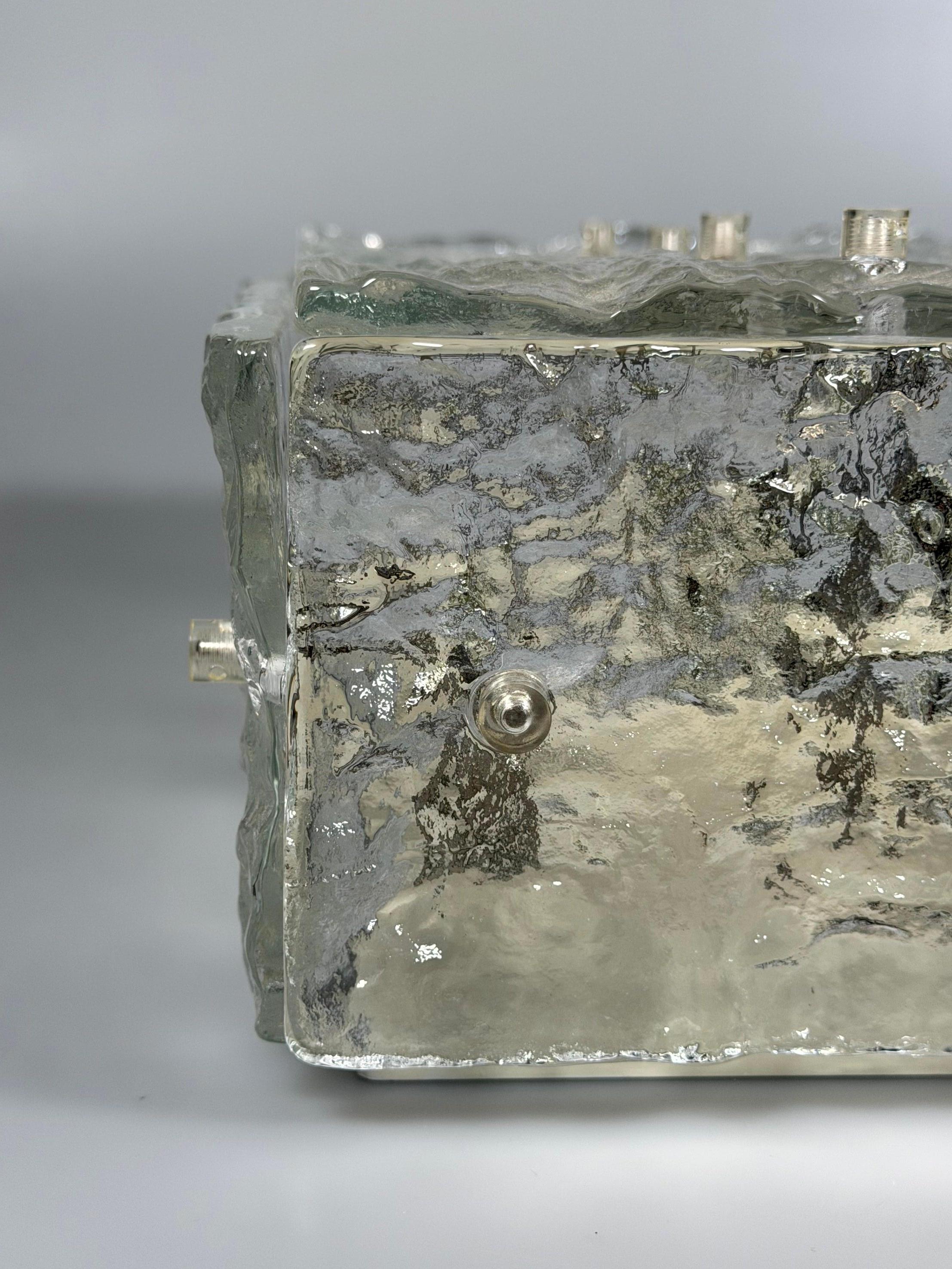Plafonera de cristal de hielo de los años 60 de la década de 1970 de Kalmar Franken KG Austria en venta 1