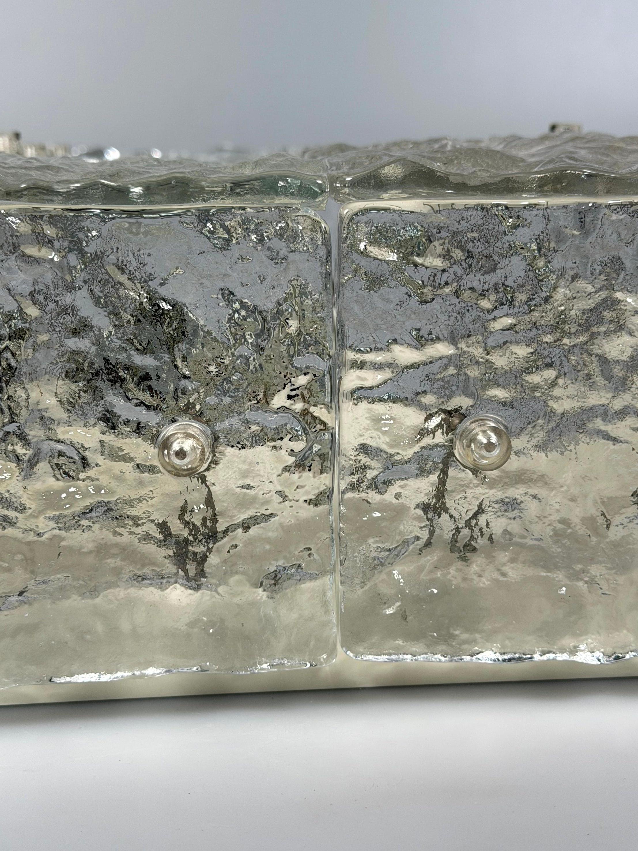 Plafonera de cristal de hielo de los años 60 de la década de 1970 de Kalmar Franken KG Austria en venta 2