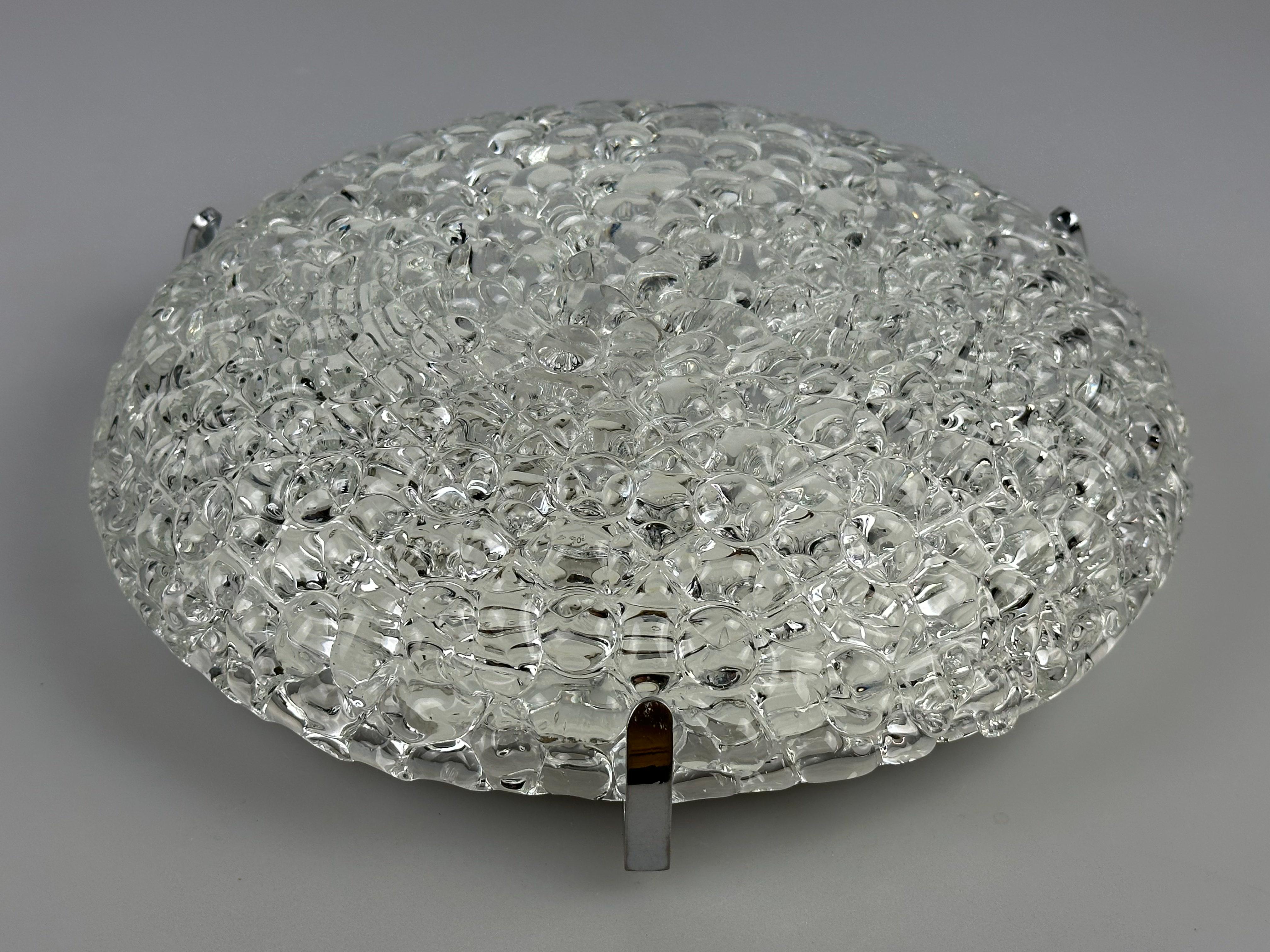 1960s 1970s Lámpara Luz Techo Flush Mount Cristal Hielo Diseño Space Age Metal en venta