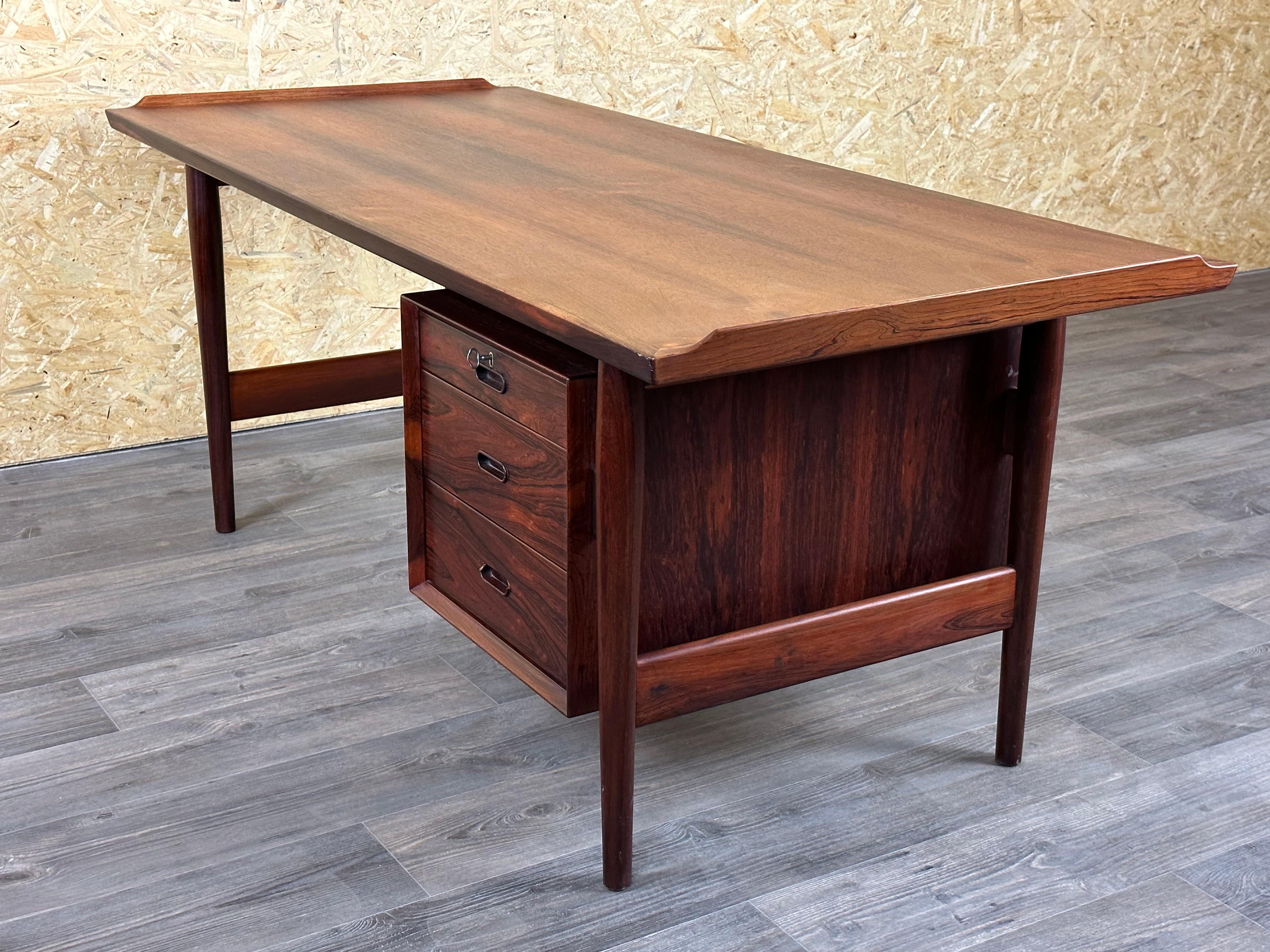 Bureau Rio Rosewood d'Arne Vodder pour Sibast Furniture des années 1960 et 1970 en vente 14