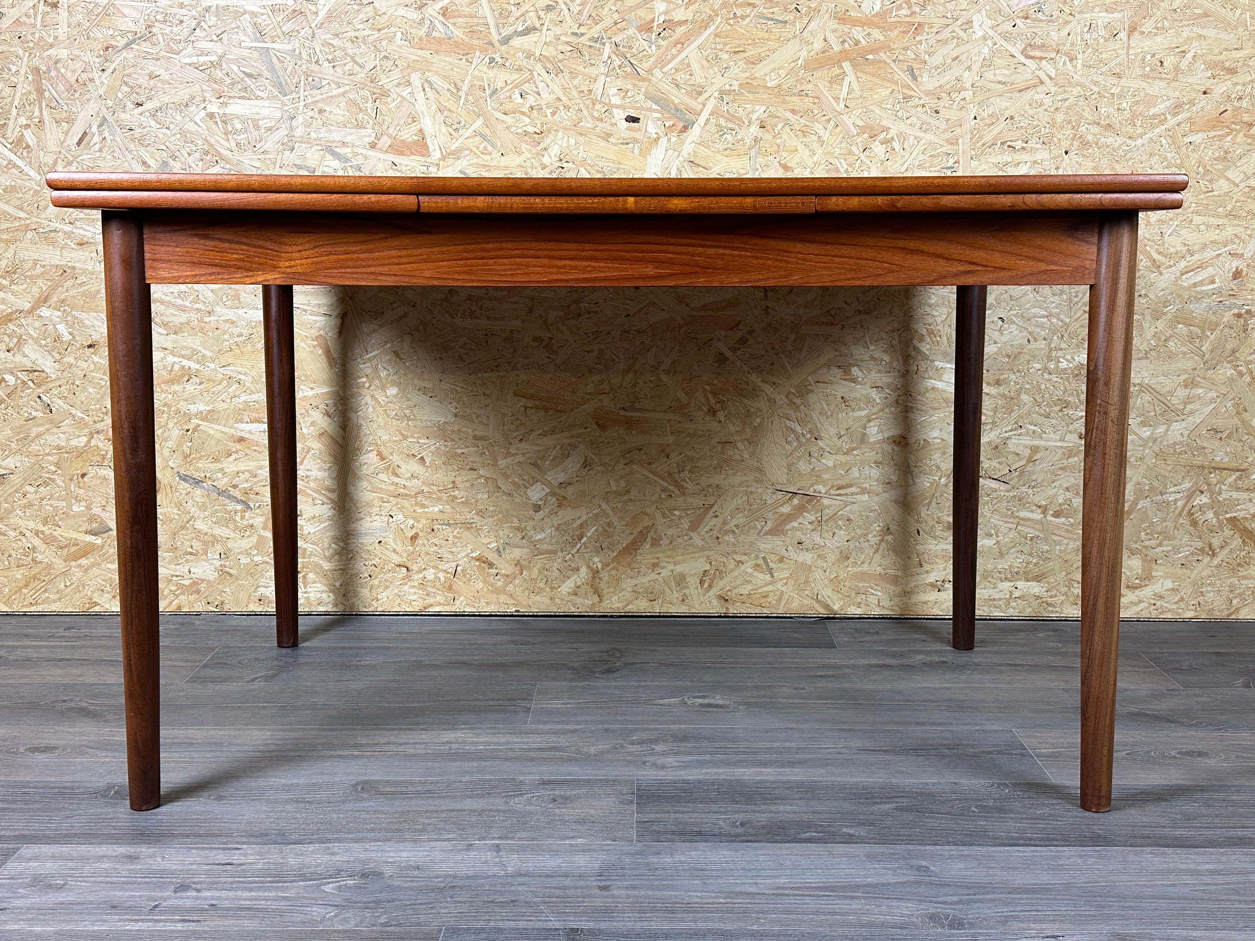 Mid-20th Century 1960s/1970s Teak Dining Table Danish Modern Design Denmark 1960s/1970s For Sale
