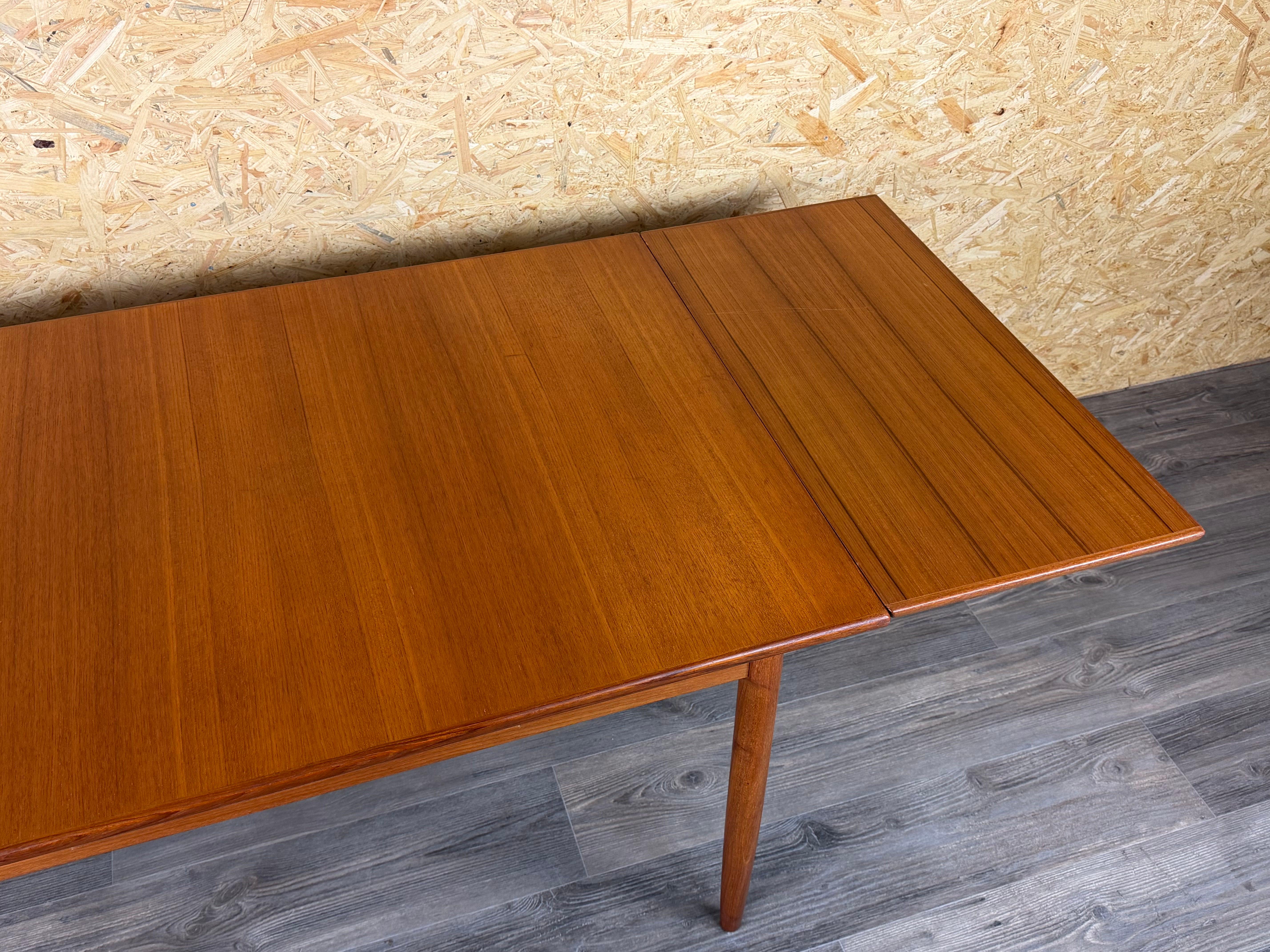 1960s 1970 Table de salle à manger en teck, Danish Modern Design, Danemark en vente 8