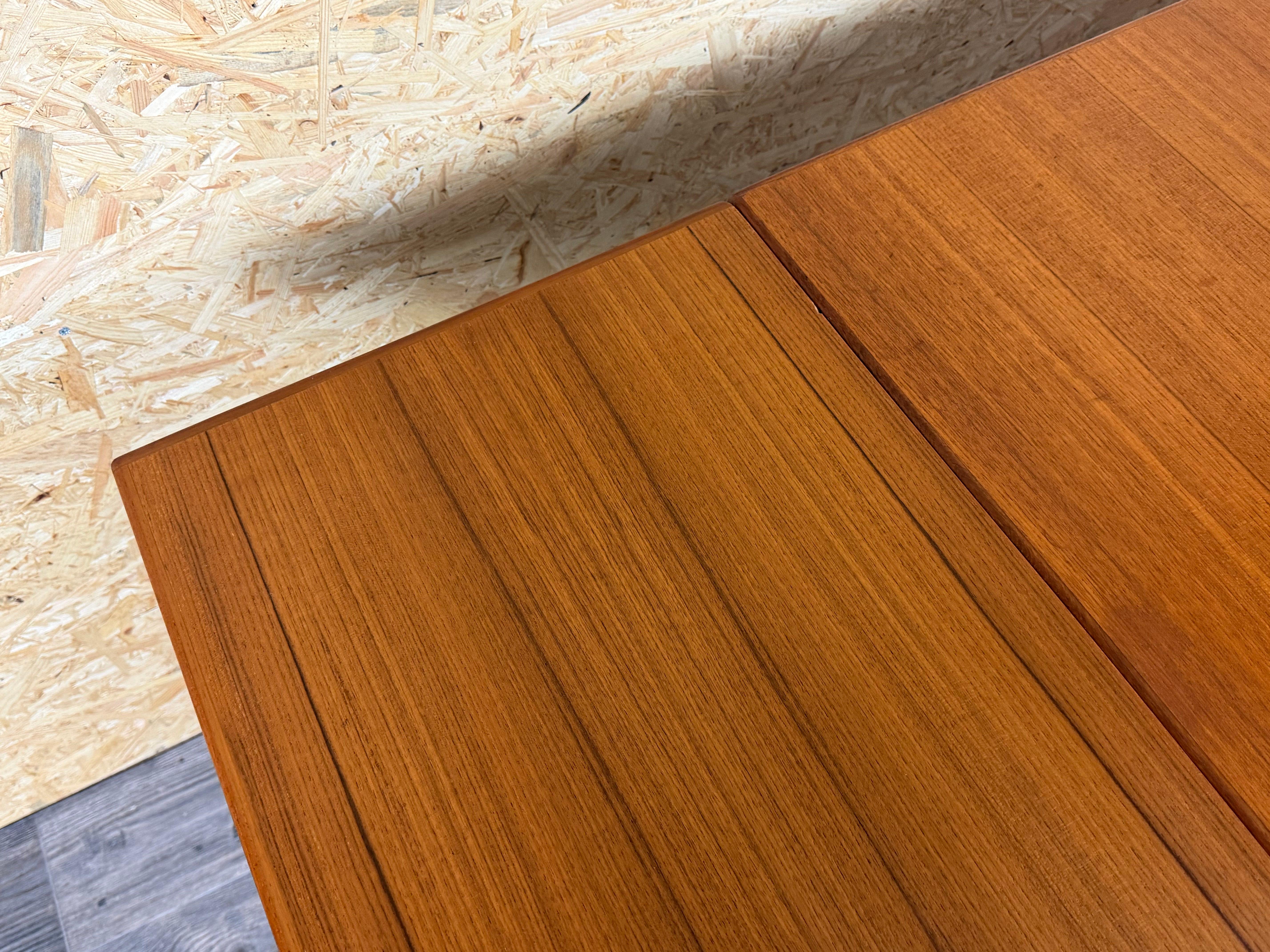 1960s 1970 Table de salle à manger en teck, Danish Modern Design, Danemark en vente 10