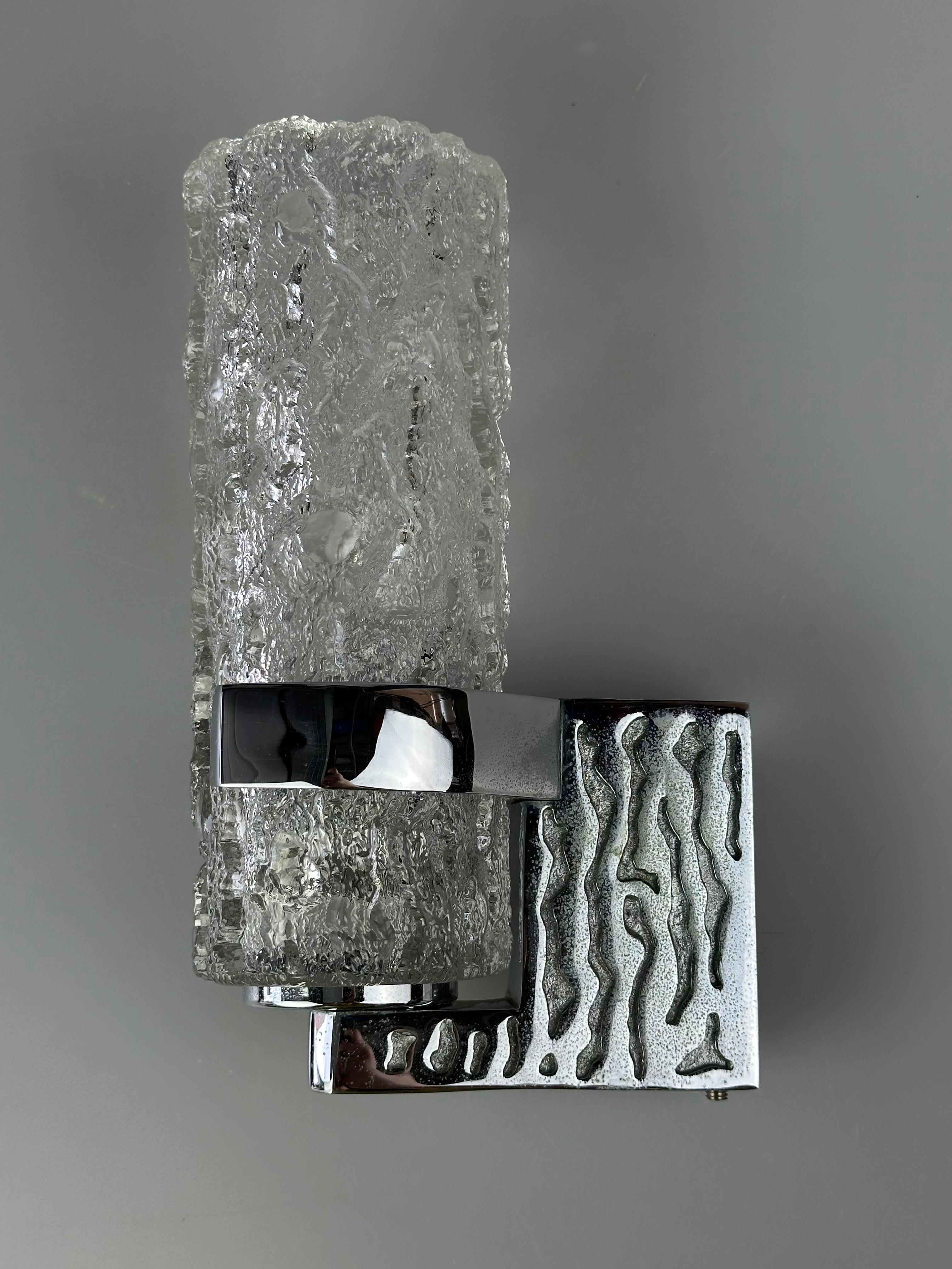 1960s 1970s Wall Lamp in Glass & Chrome, Brutalist German Design For Sale 1
