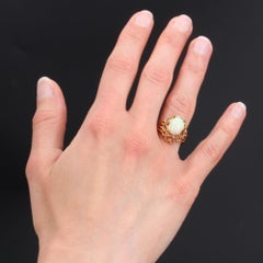 1960s 2.10 Carat Opal 18 Karat Rose Gold Retro Ring