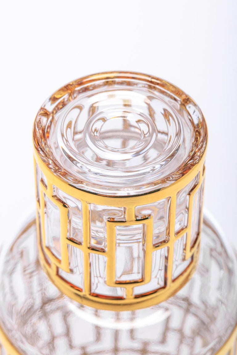 Mid-Century Modern 1960s 22k Gold Shoji Sake Bottle & Glasses Set by Imperial Glass Co. For Sale