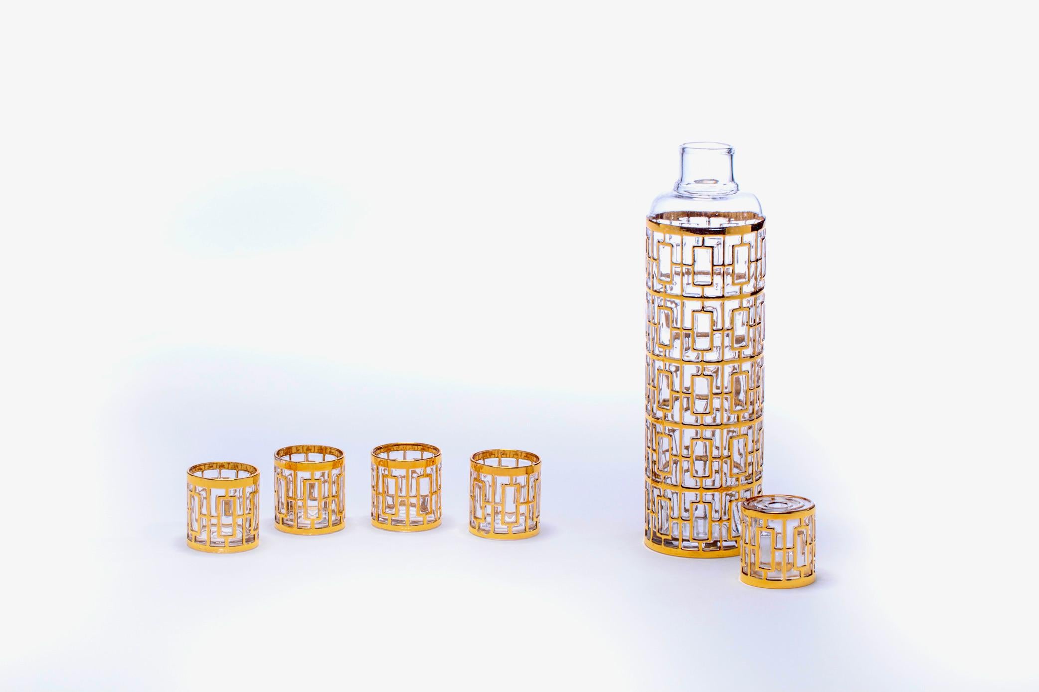 Américain Ensemble bouteille et verres Shoji Sake en or 22 carats des années 1960 par Imperial Glass Co. en vente