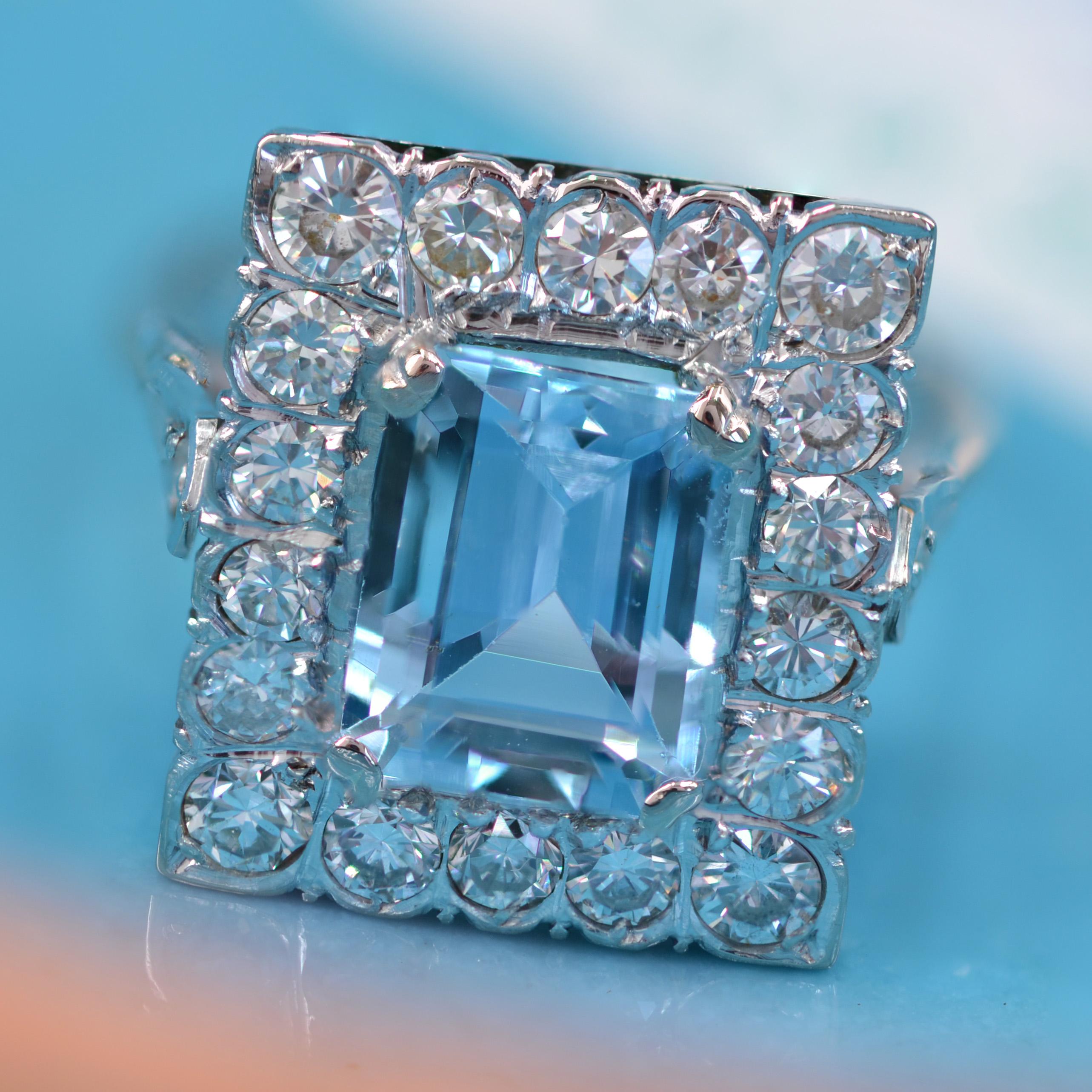 Retro 1960s 2.56 Carats Aquamarine Diamond 18 Karat White Gold Rectangular Shape Ring For Sale