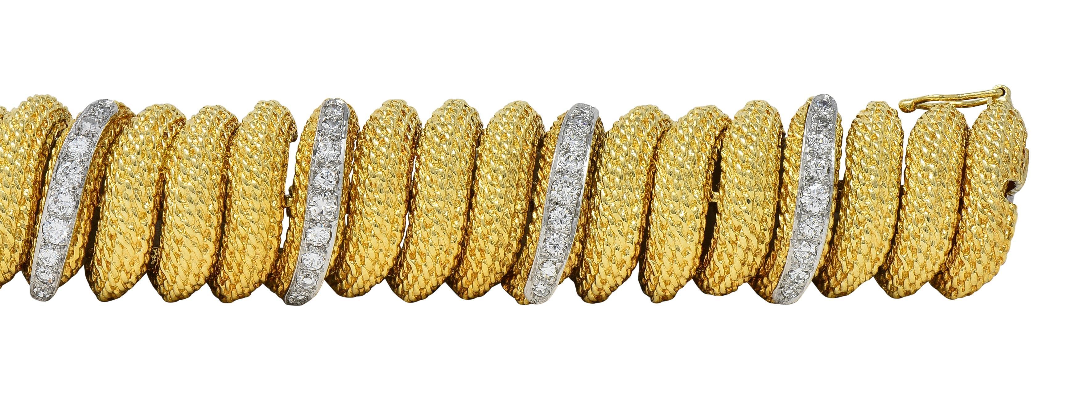 1960's 2.80 CTW Diamond Platinum 18K Gold Vintage Woven Twist Link Bracelet Pour femmes en vente