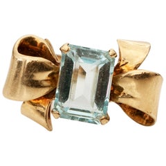 1960s 3 Carat Aquamarine Bow Ring in 14 Karat Gold