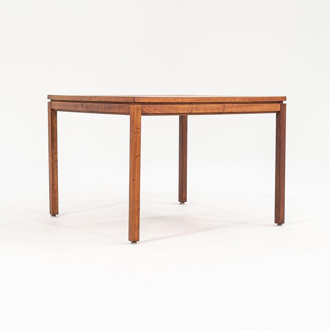 1960s 30 Inch Walnut Side / End Table Attributed to Jens Risom In Good Condition For Sale In Philadelphia, PA