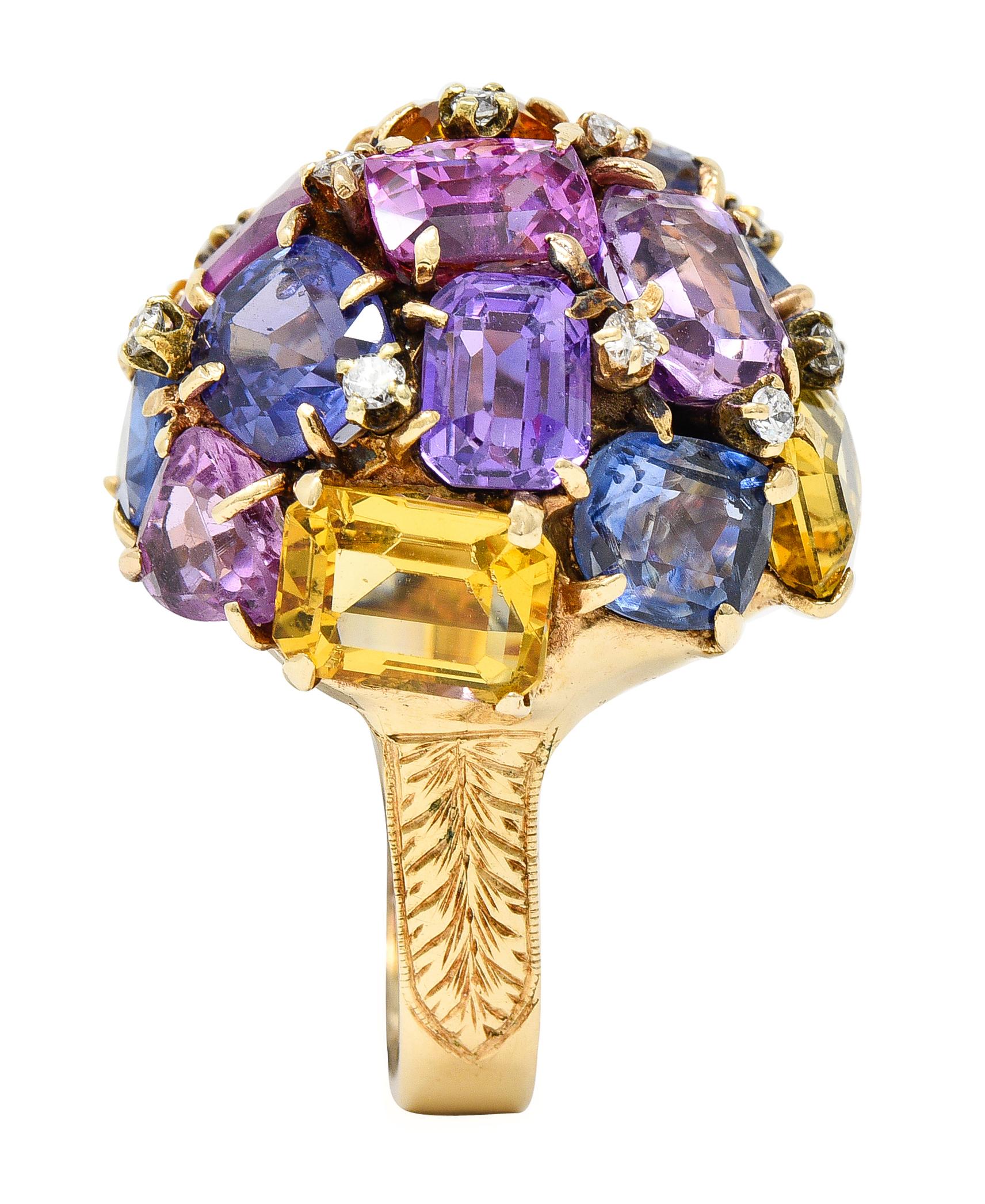 1960's 30.86 CTW Sapphire Diamond 14K Yellow Gold Dome Cluster Vintage Ring en vente 4