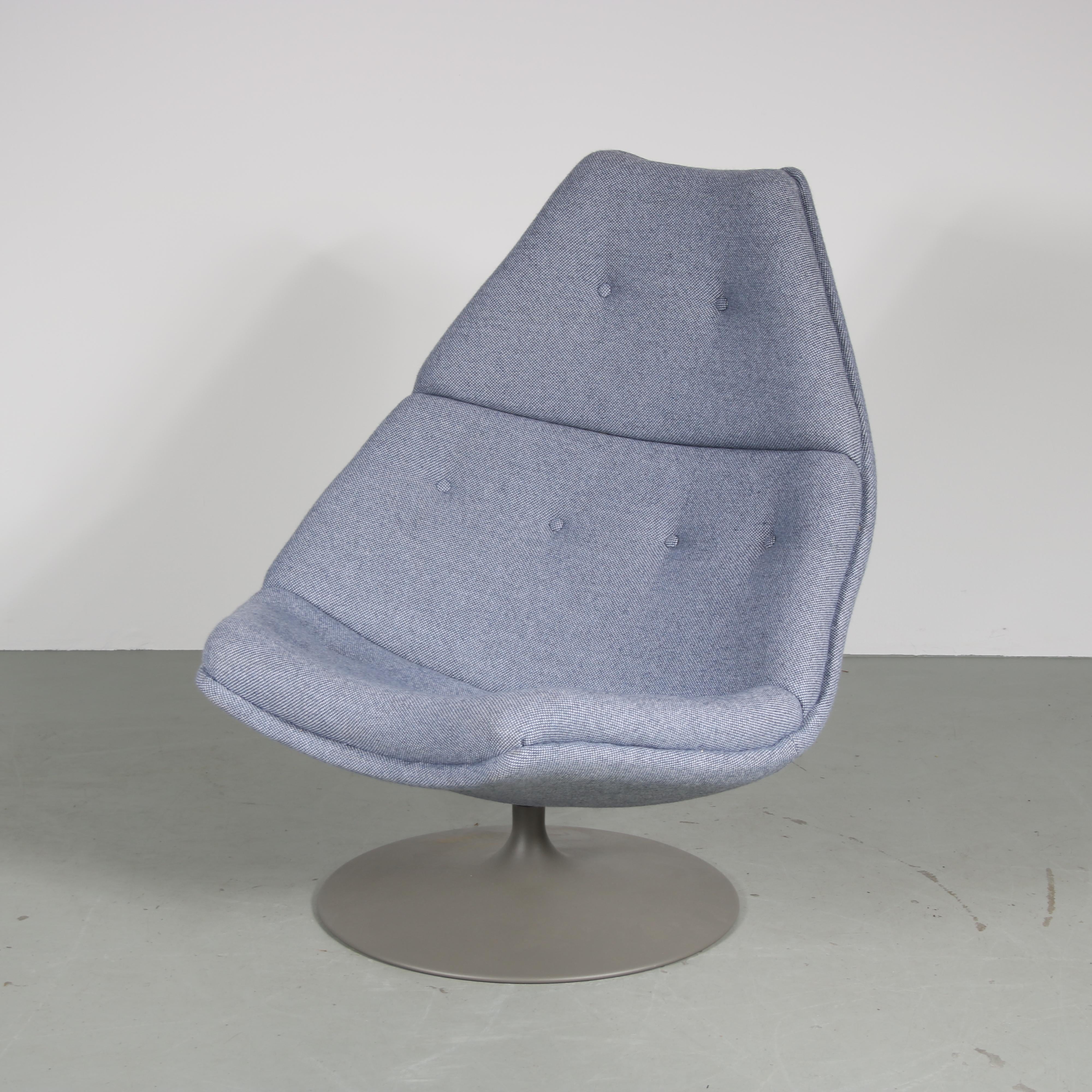 Ein schöner Loungesessel, entworfen von Geoffrey Harcourt, hergestellt von Artifort in den Niederlanden um 1960.

Dieses ikonische Stück, Modell 588, ist ein Designstück aus der Mitte des Jahrhunderts mit hohem Wiedererkennungswert! Der große,