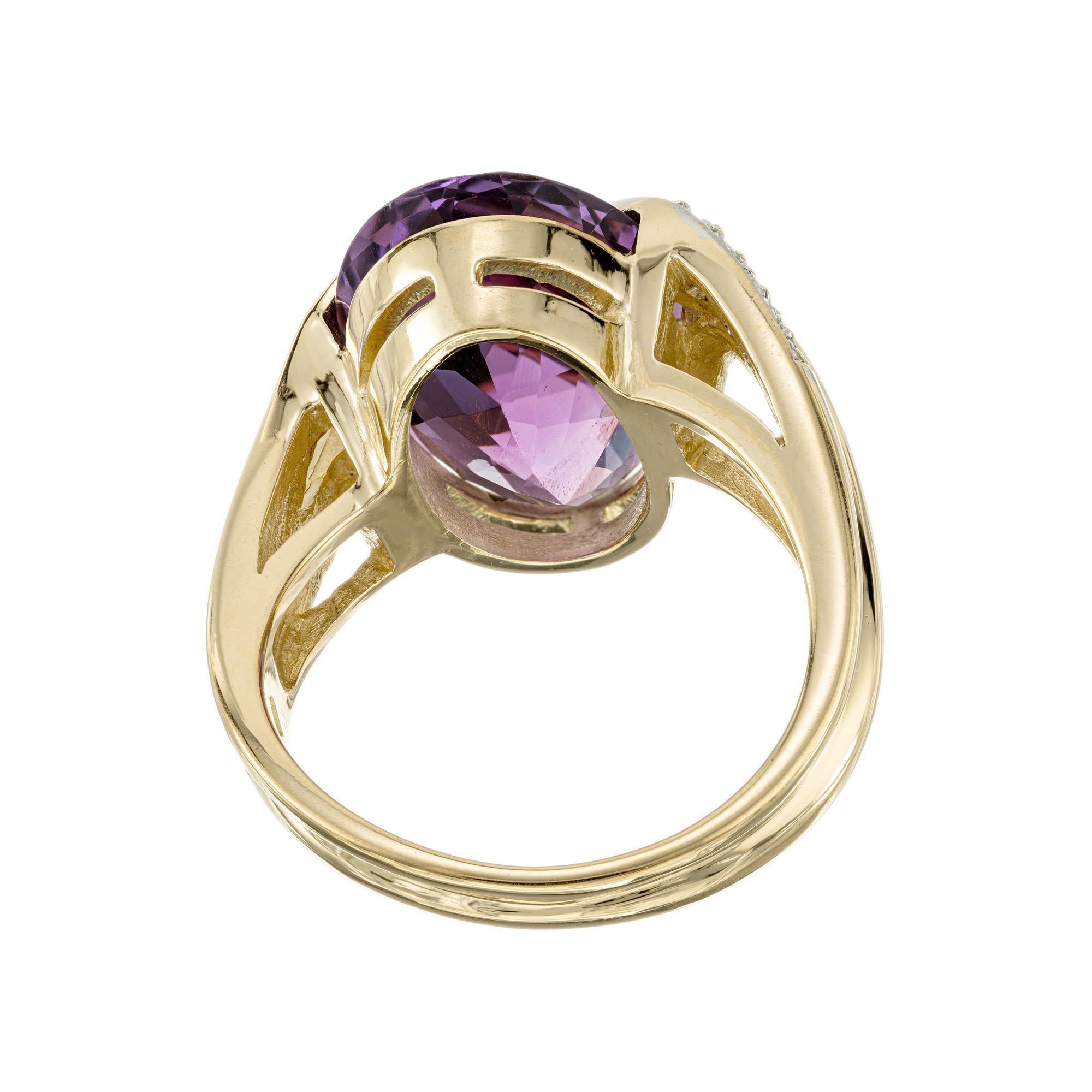 Oval Cut 1960s 6.00 Carat Oval Amethyst Diamond Gold Swirl Cocktail Ring For Sale