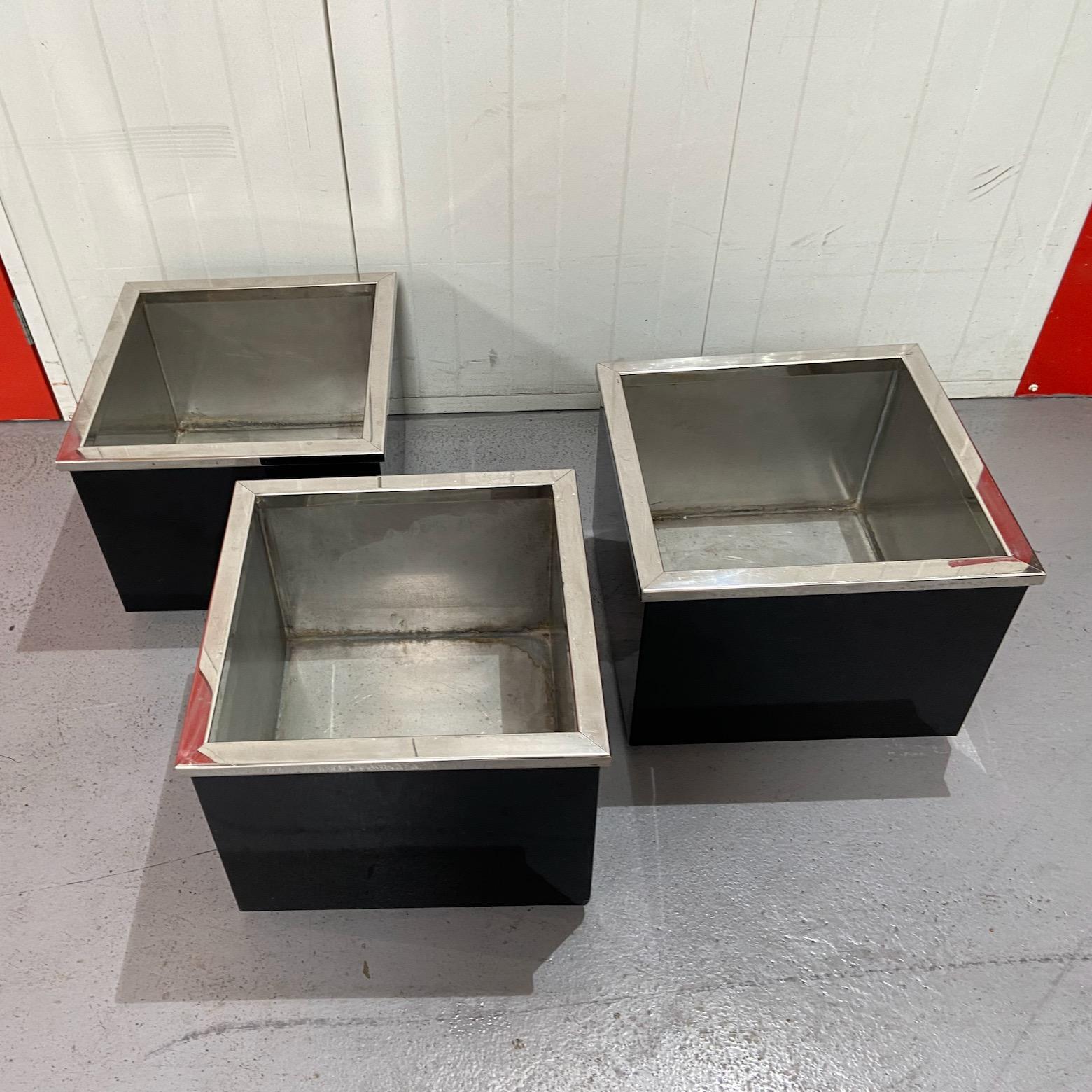 1960s-70s black enamel and chrome metal cubic planters, manner of Willy Rizzo For Sale 4