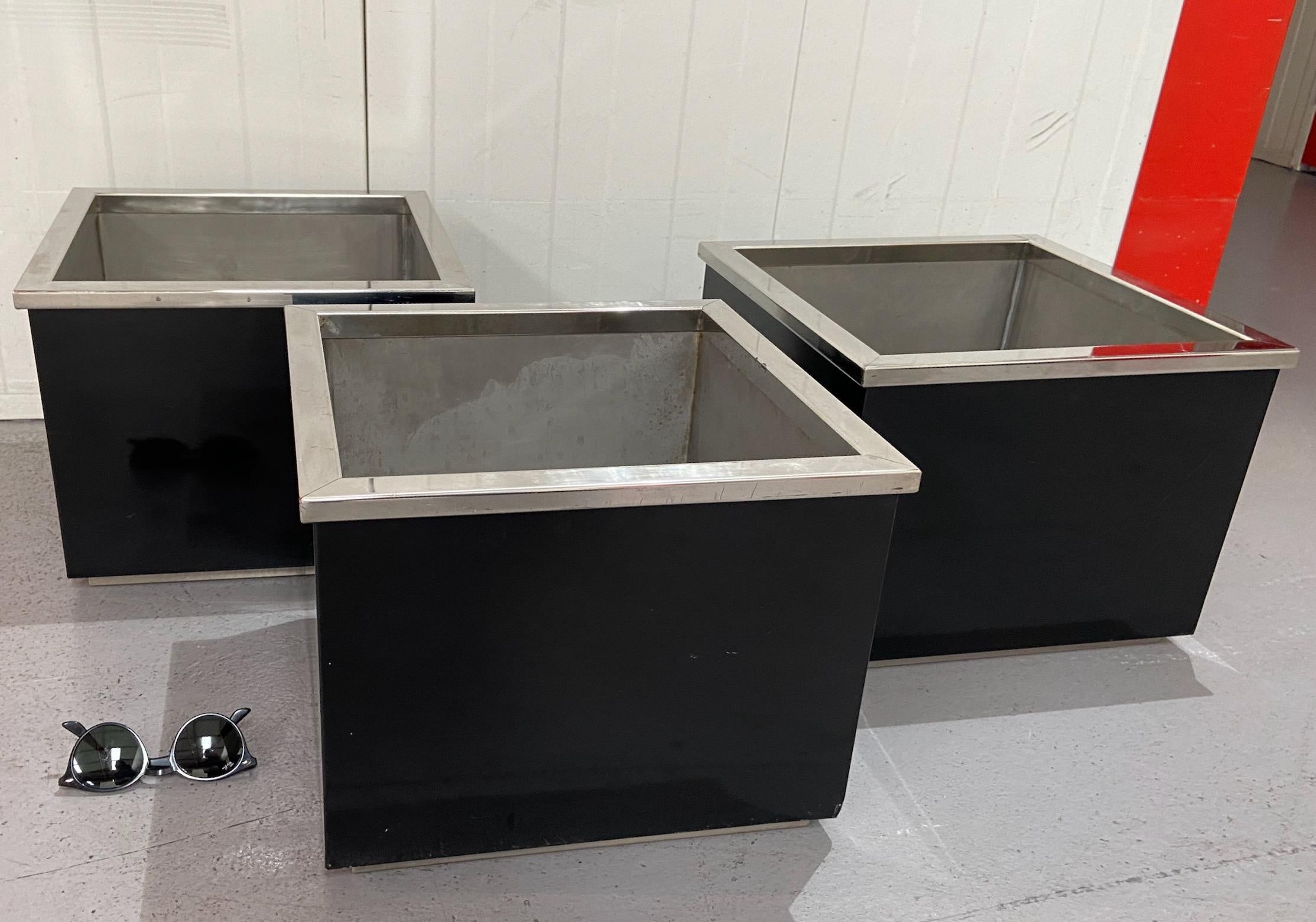 1960s-70s black enamel and chrome metal cubic planters, manner of Willy Rizzo For Sale 5