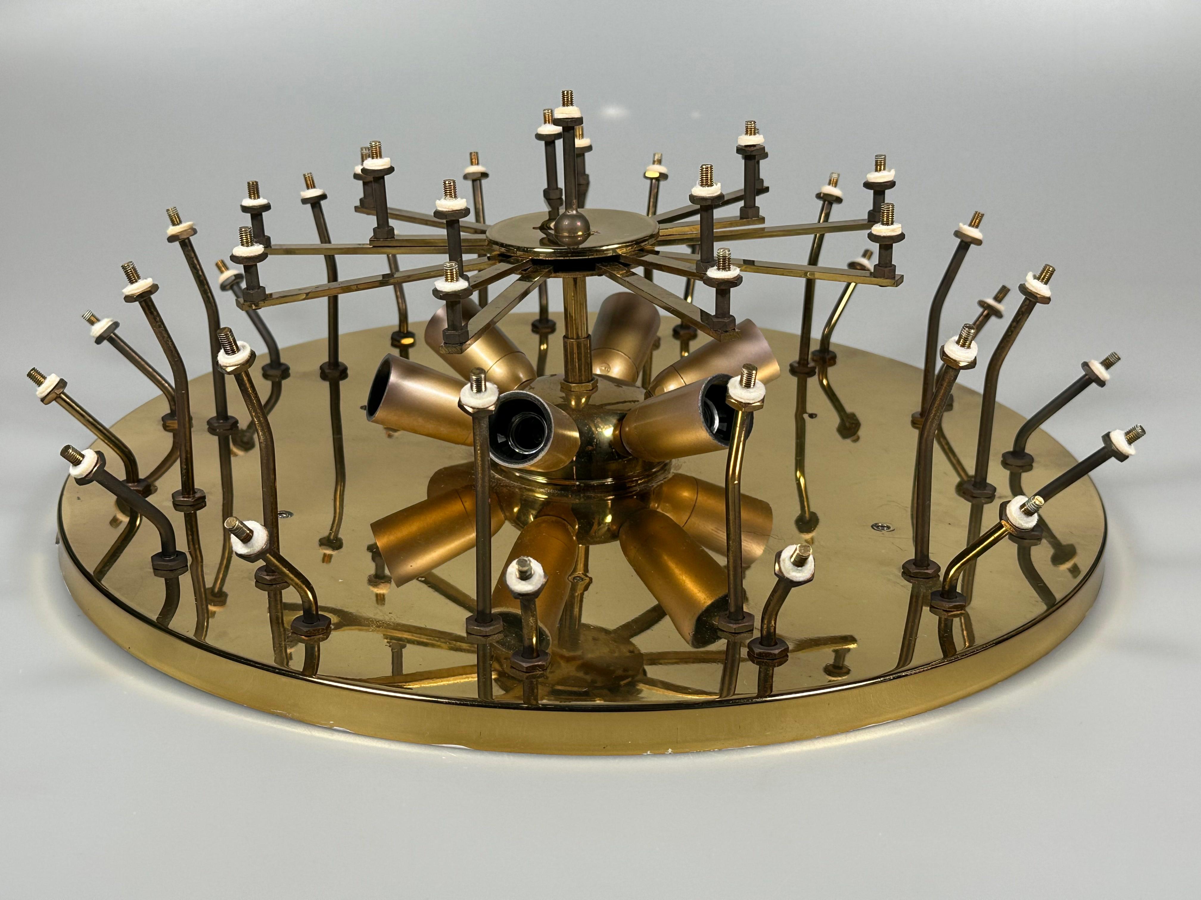 Lámpara de techo de los años 60/70 Ernst Palme de latón y cristal, Alemania en venta 10