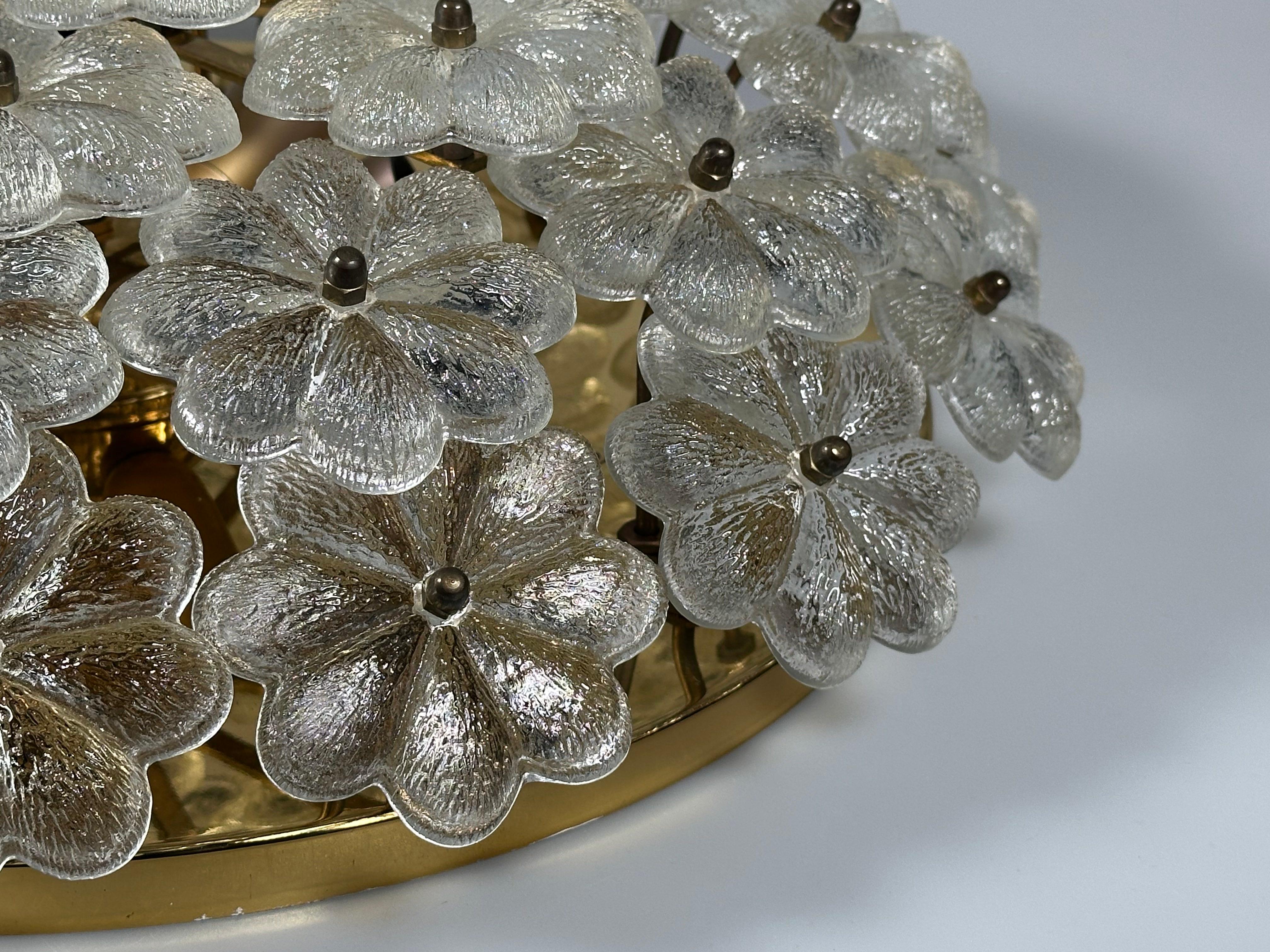 Lámpara de techo de los años 60/70 Ernst Palme de latón y cristal, Alemania en venta 3