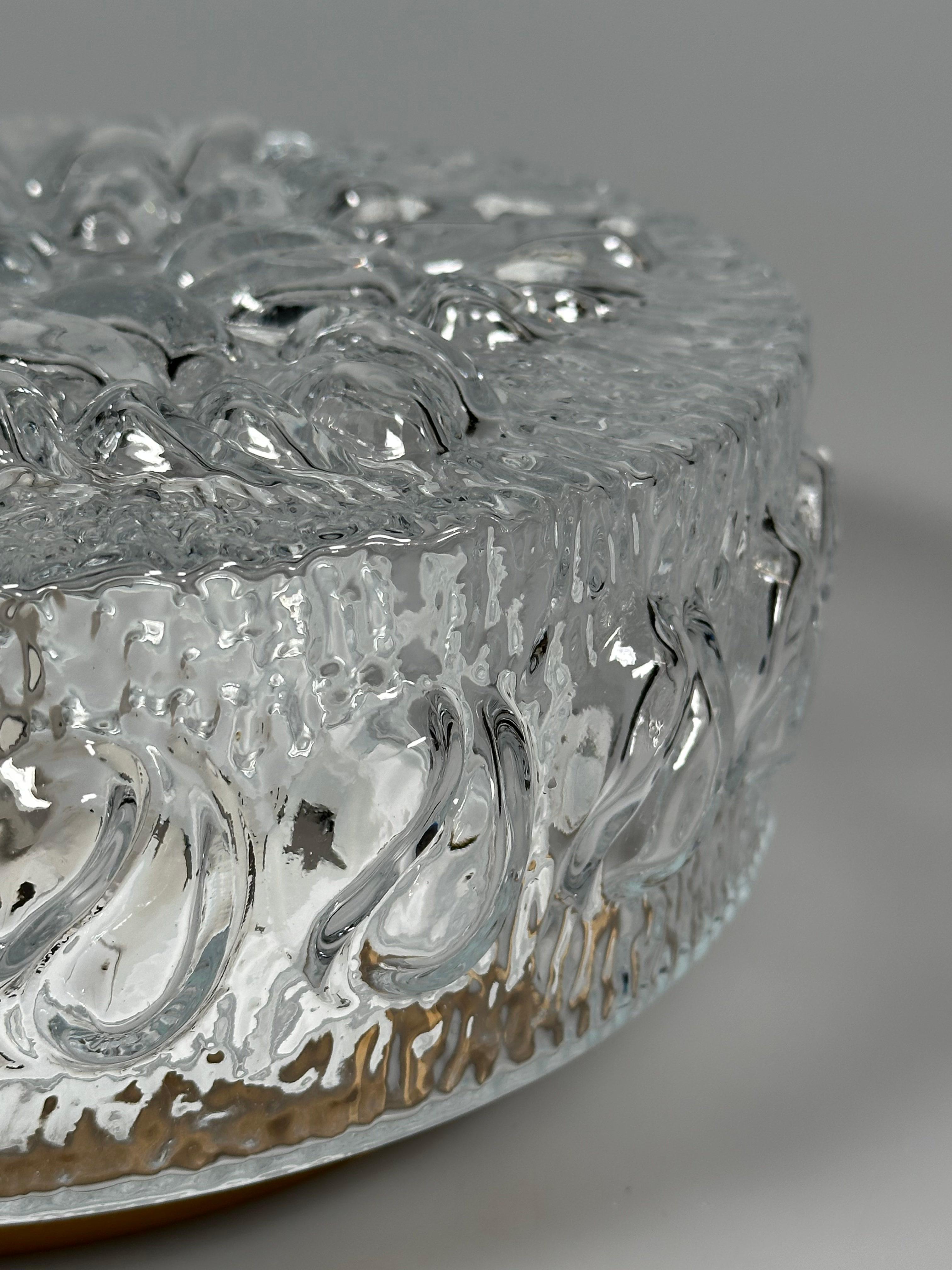 Plafonnier des années 1960/70, affleurant, verre, métal, Design/One en vente 5