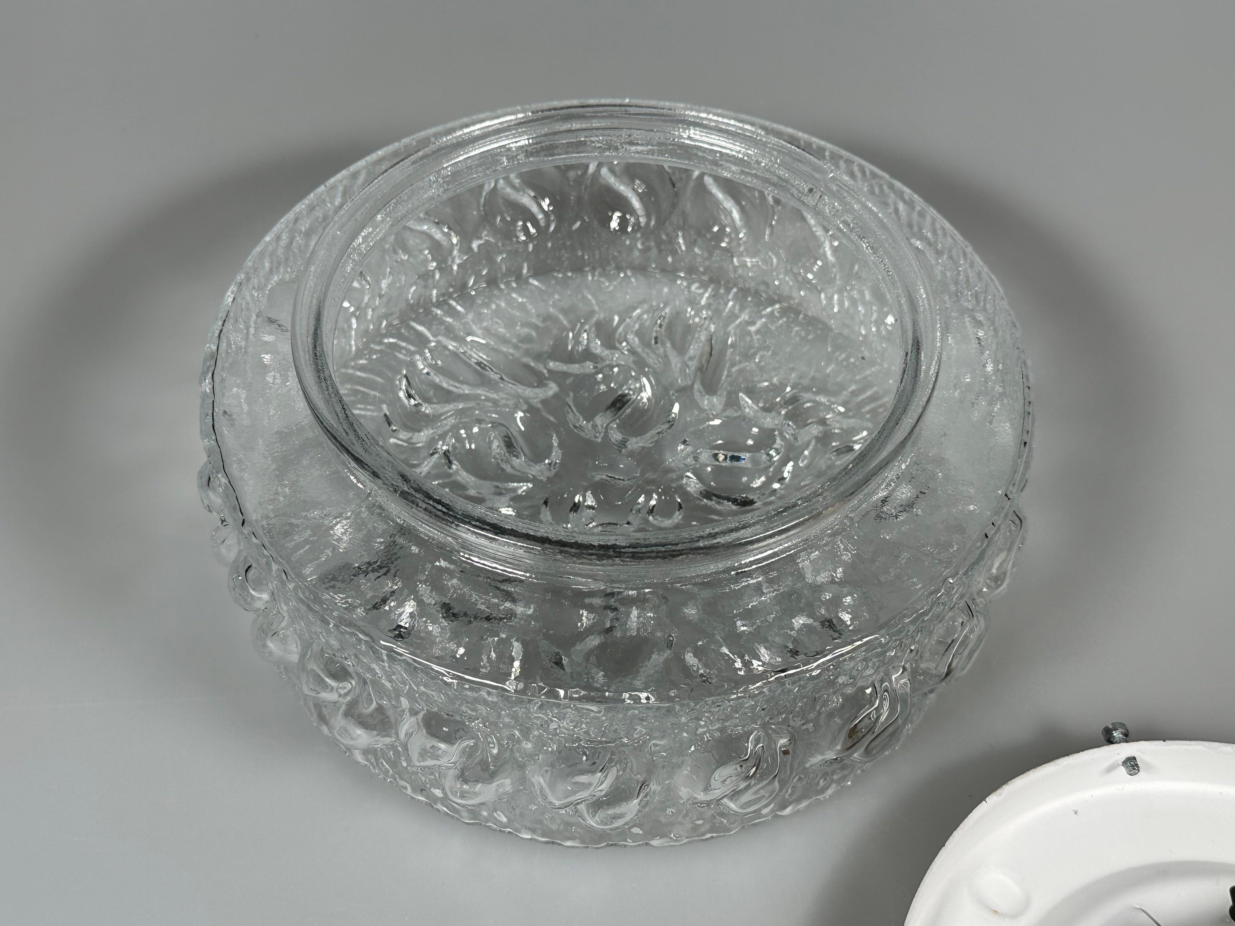 Plafonnier des années 1960/70, affleurant, verre, métal, Design/One en vente 8