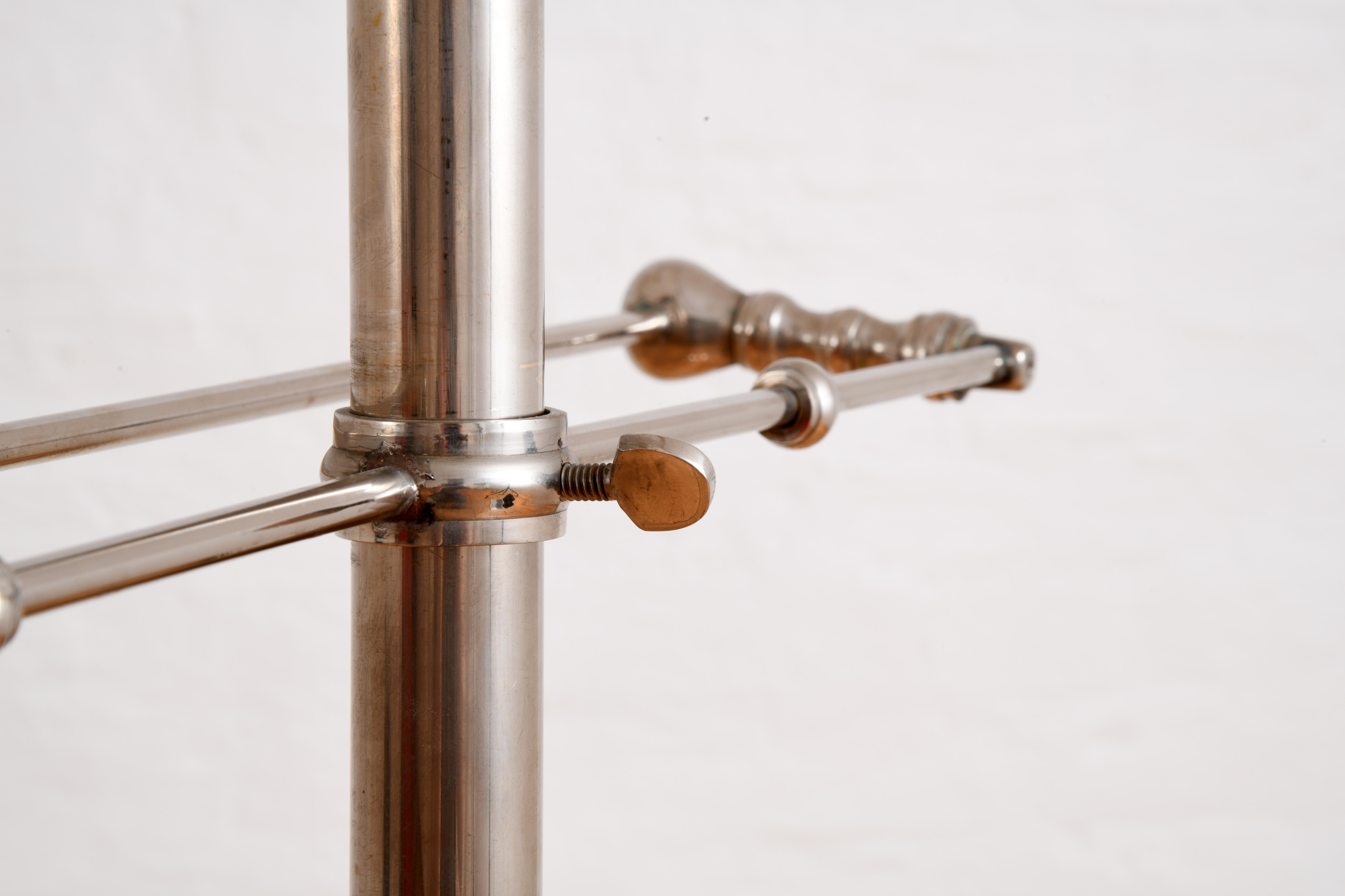 1960s/70s chrome-plated brass valet stand for the bedroom or bathroom For Sale 3