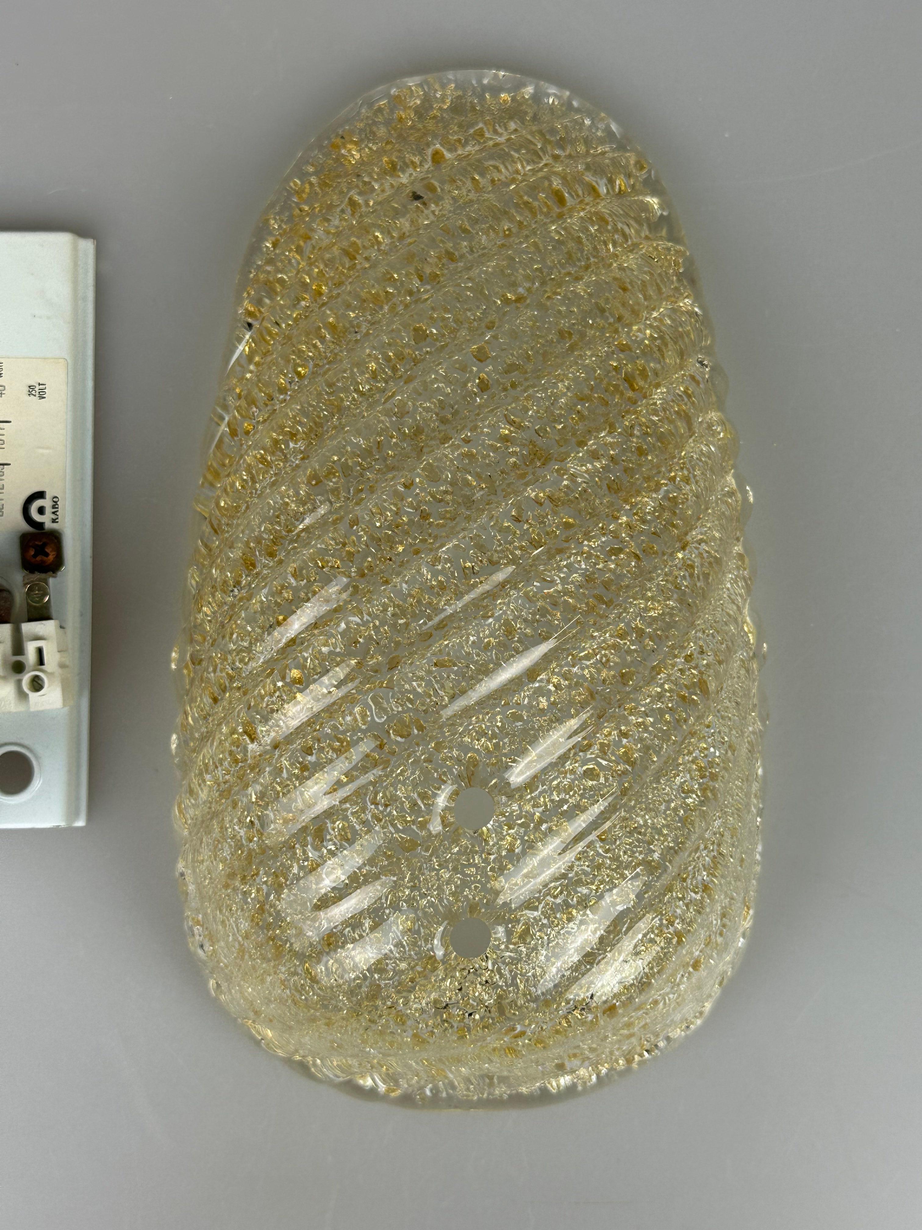 Lámpara/Alumbrador de pared de los años 60/70, Cristal, Latón, Hoja, Diseño de la Era Espacial en venta 8