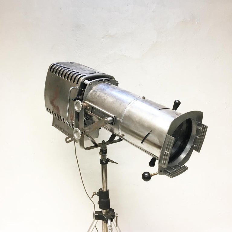 British 1960s 70s Strand Electric Steel Stage Theatre Tripod Industrial Salvaged Light  For Sale